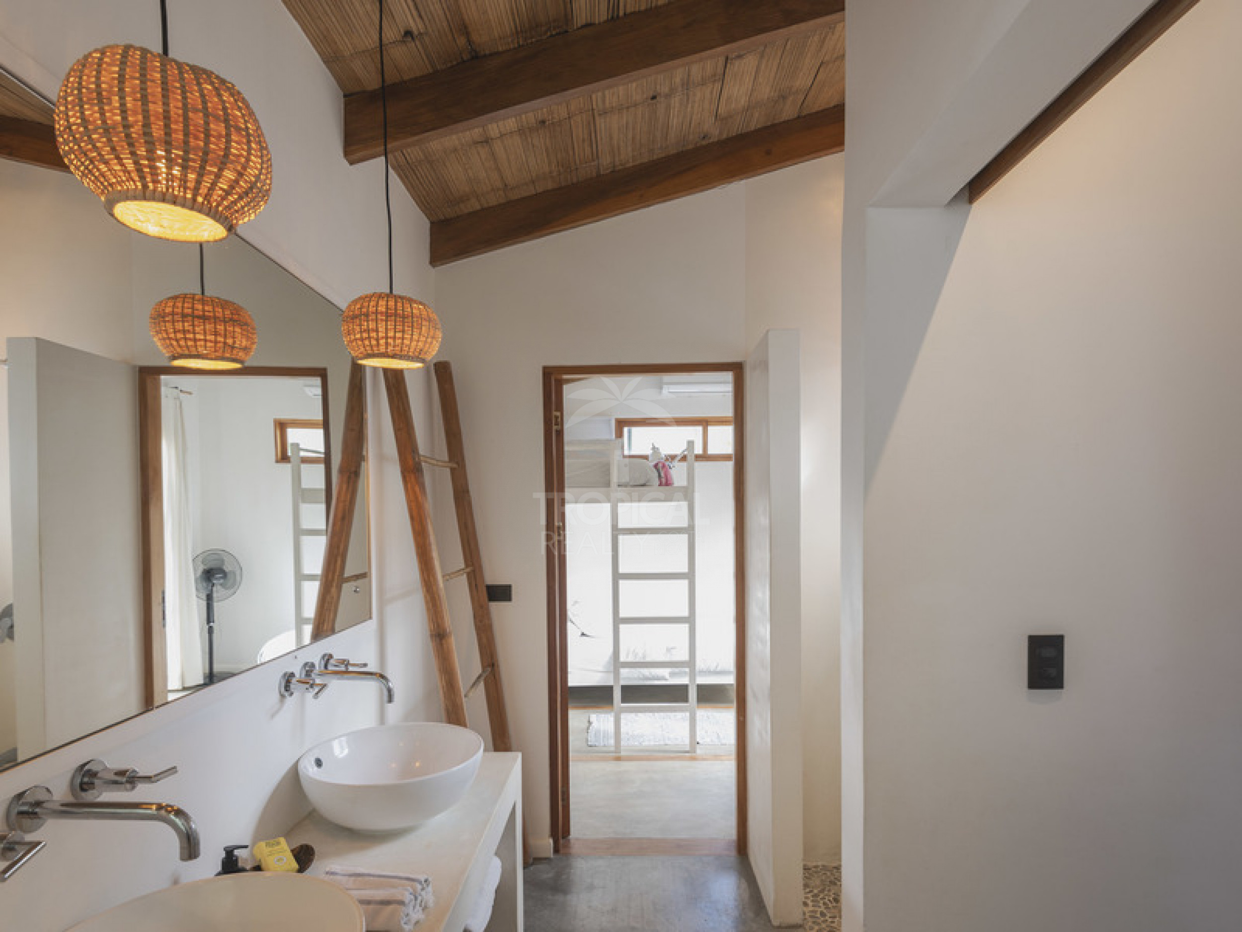 Modern beach home for Sale in Santa Teresa | Contemporary Design and Prime Location