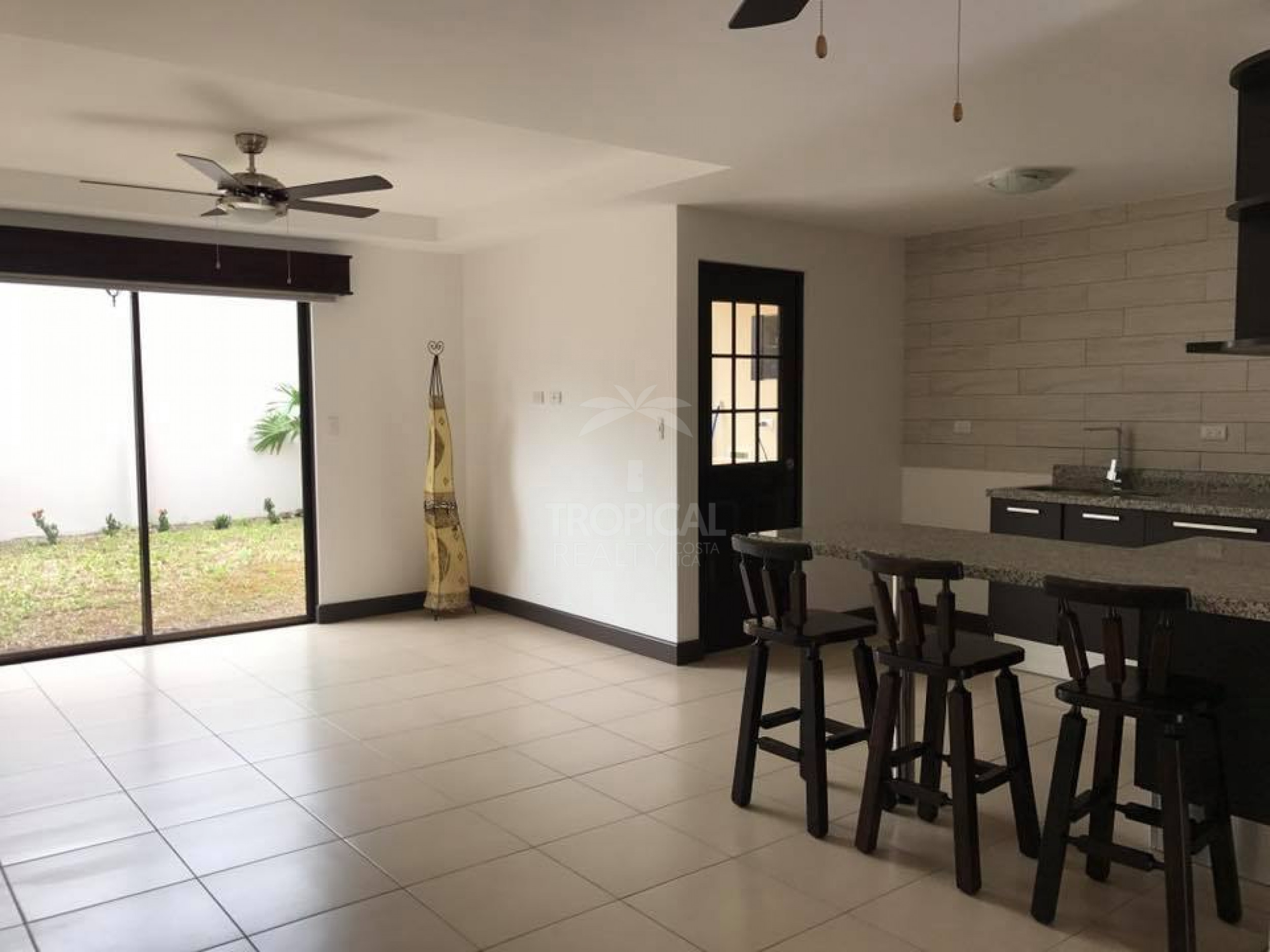Casa en alquiler Ciudad Colon, Condominio Alta Vista