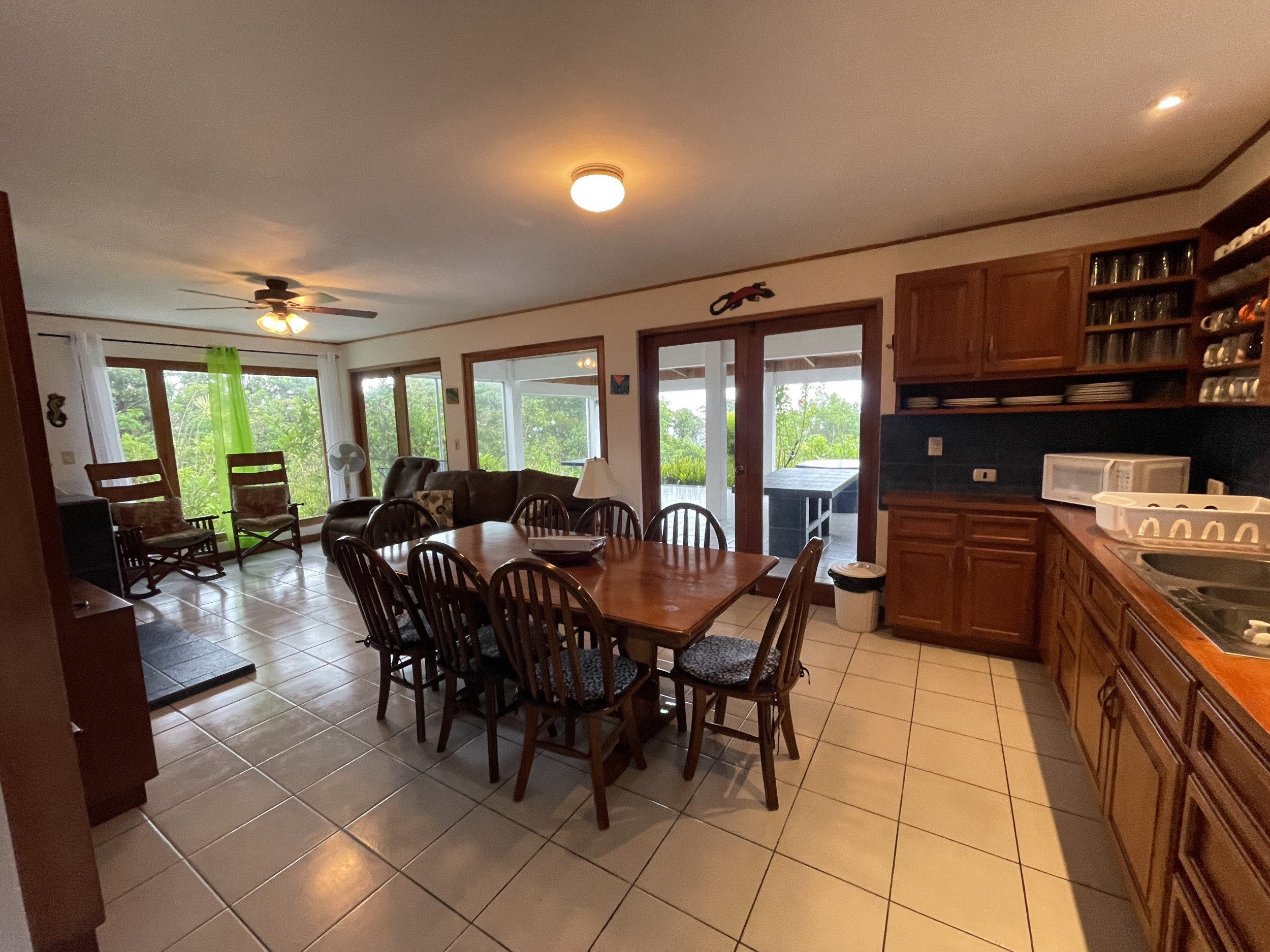 65-Acre Lakeview Property in Nuevo Arenal, Ideal for Family Residential Development