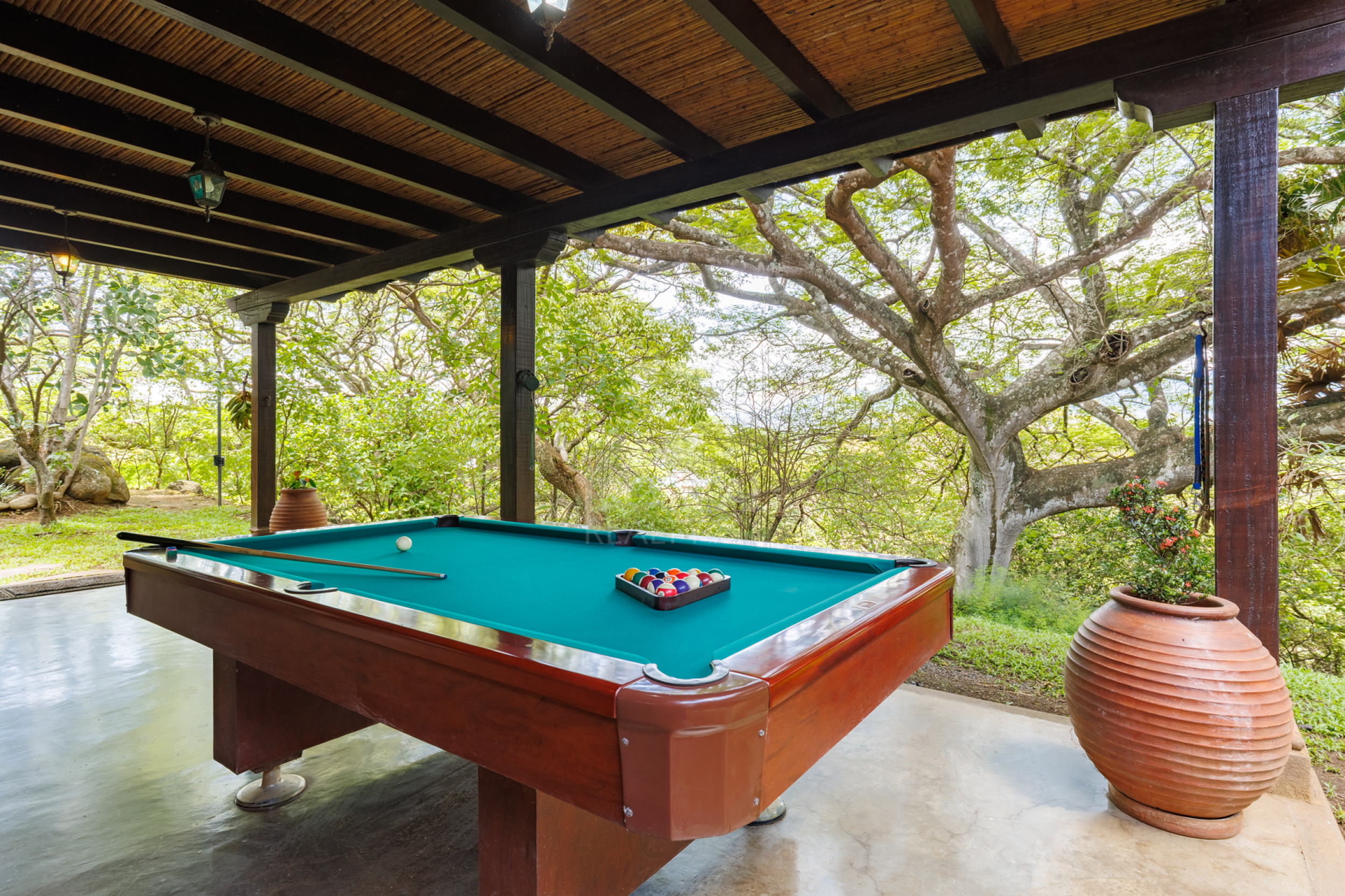 The Country Retreat You Dreamed Of LUXURY PRIVATE ESTATE