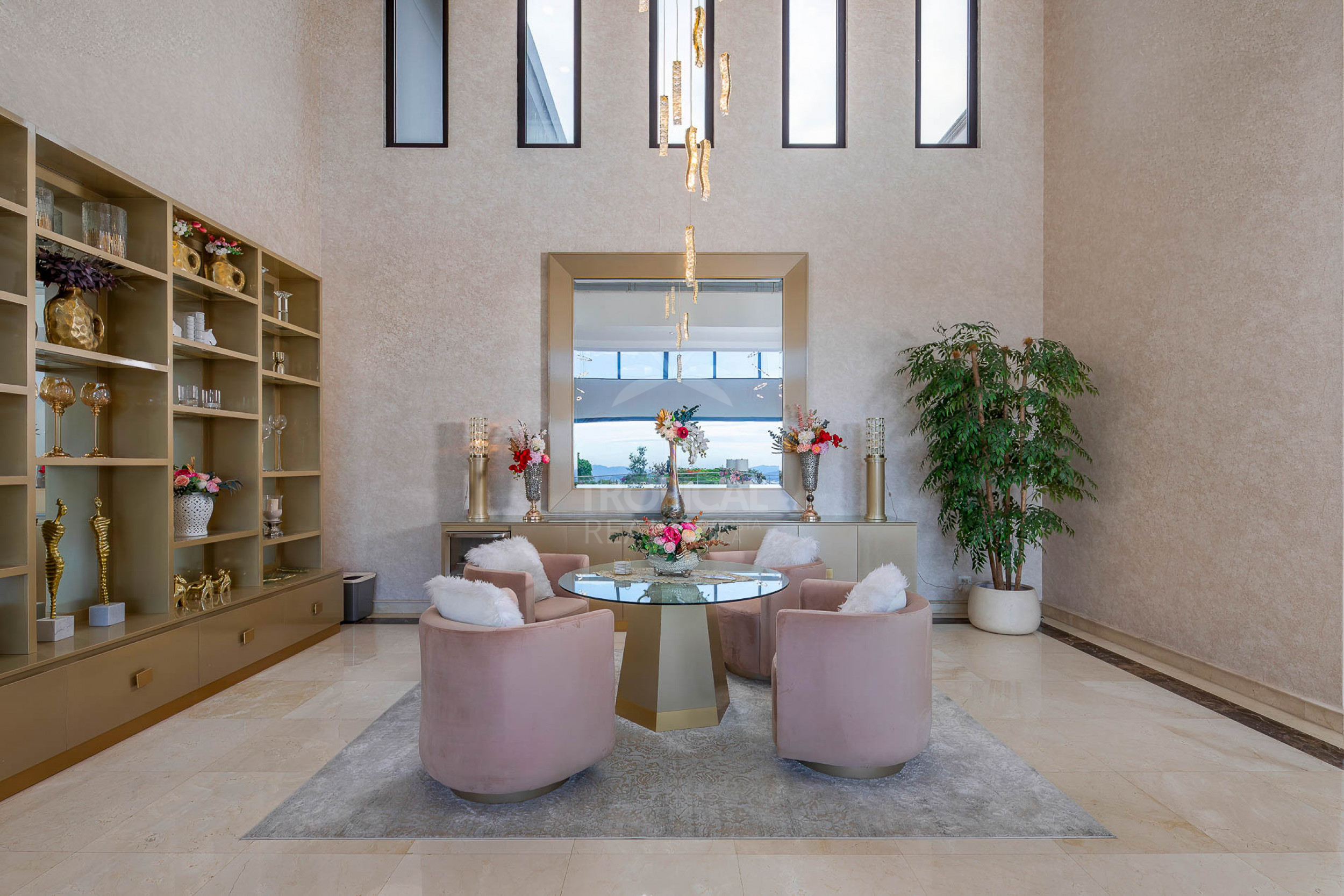 Villa Real Valley View Estate – Exceptional Luxury Residence with Panoramic Views in Santa Ana