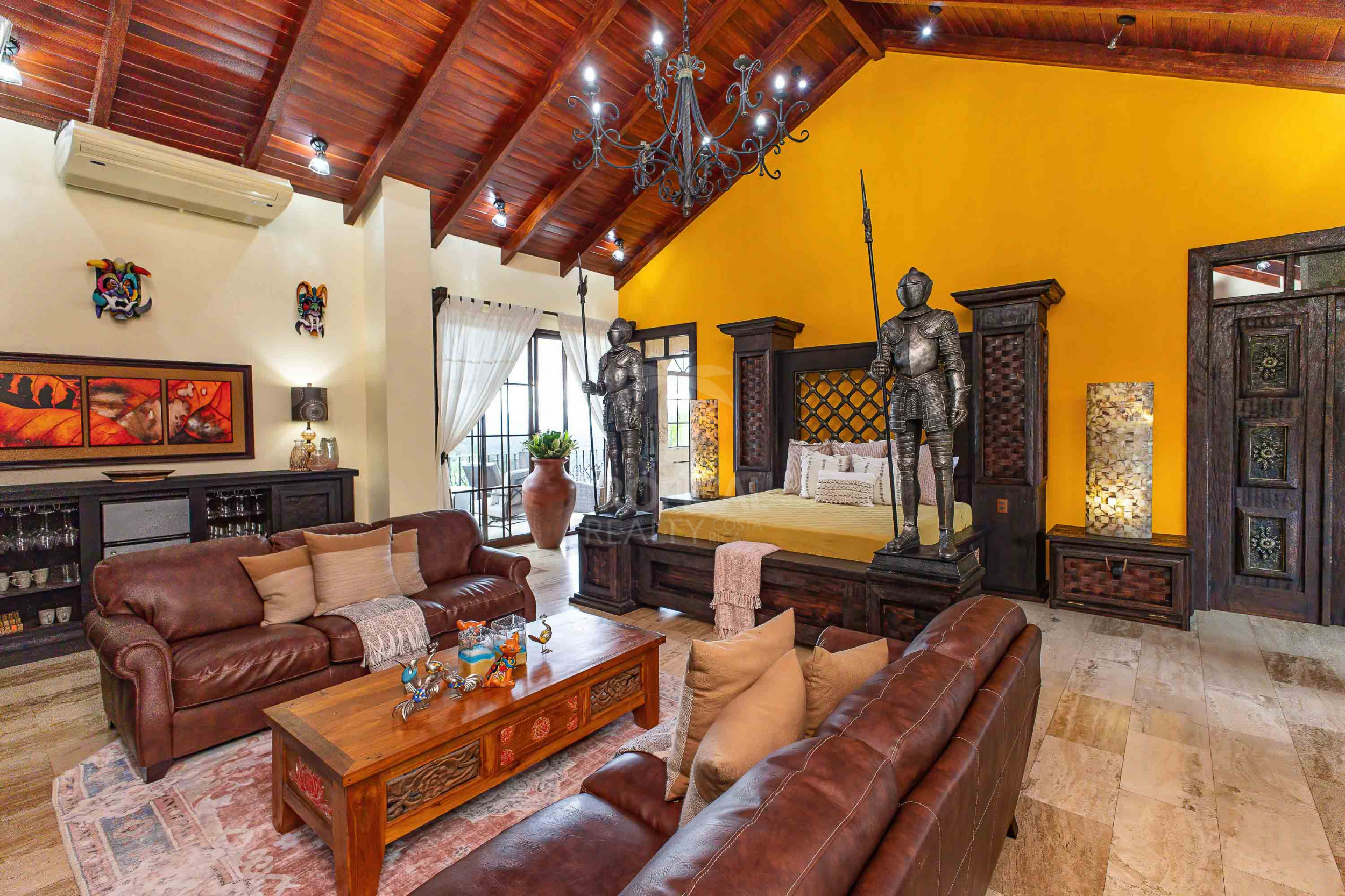 Grand Luxury Estate – Rancho Villa Verde