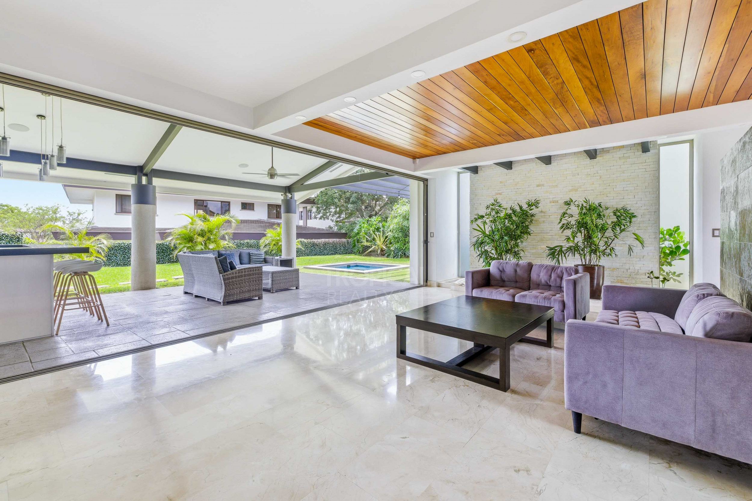 Luxury Contemporary Residence in Hacienda Espinal – Exceptional Spaces for Elevated Living