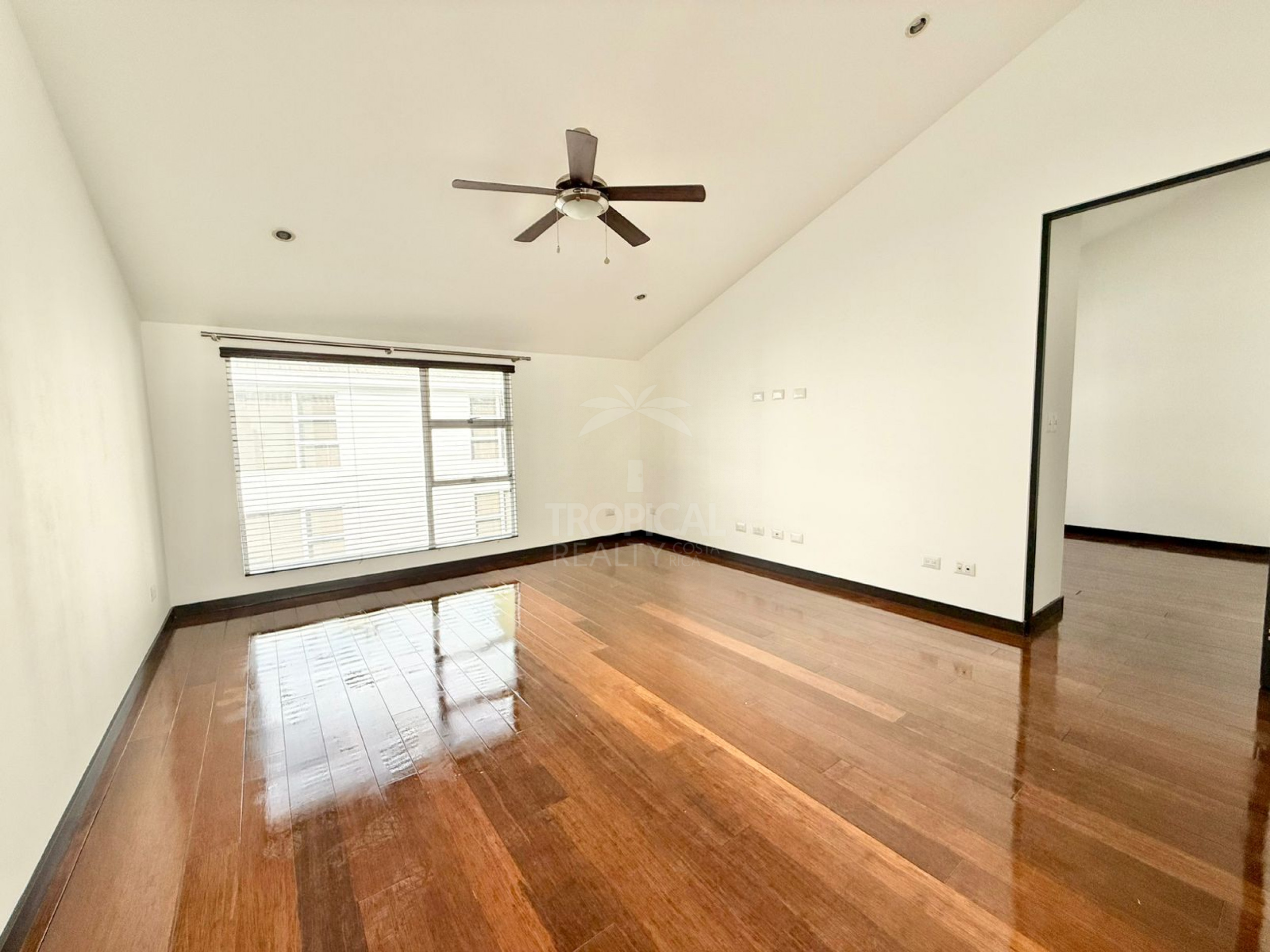 Modern Home in Gated Community with Full Amenities – Pozos, Santa Ana | $395,000