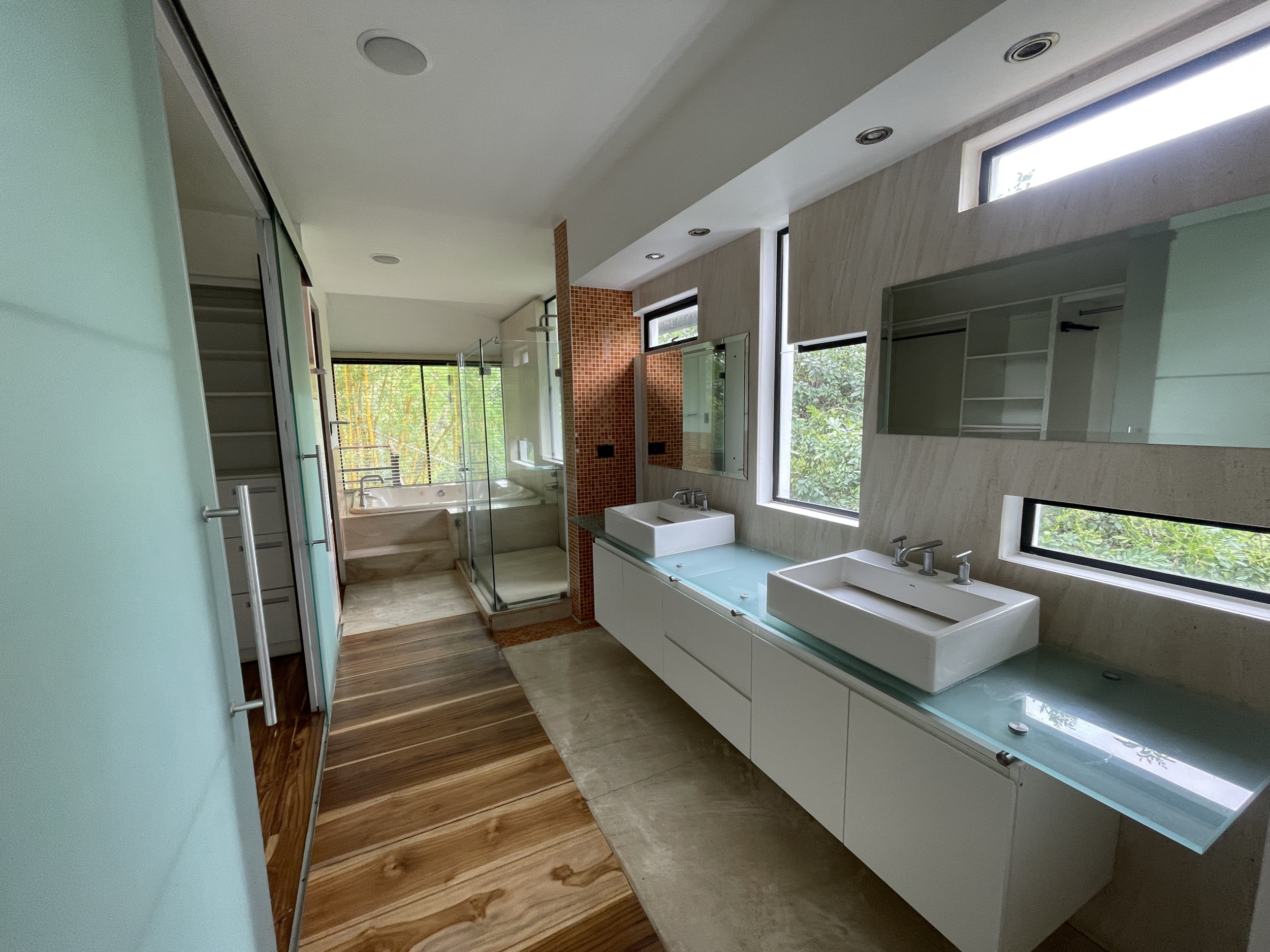 Villa Real Santa Ana: Stunning Contemporary Investment Property with Panoramic Views