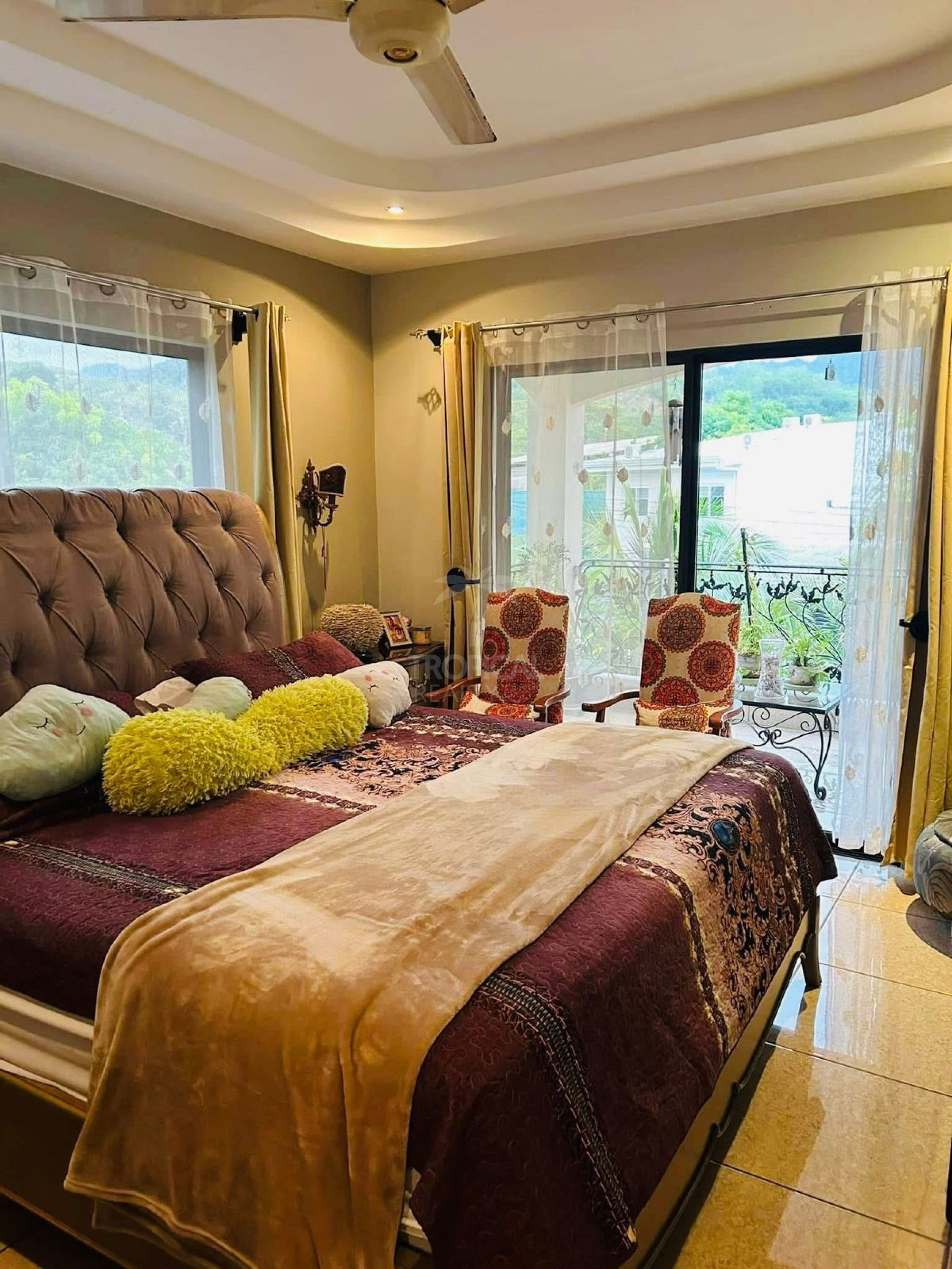 House for Sale in Jacó Beach – Private Pool & Jacuzzi