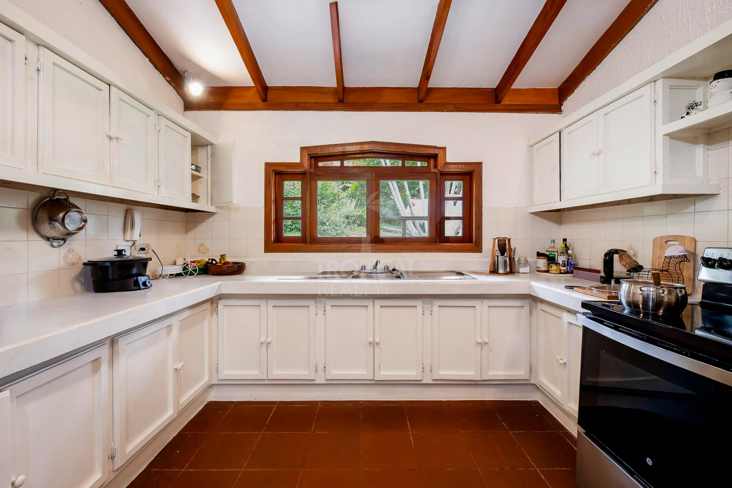 Coffee Hacienda-Style Home for Sale in Valle Verde, San Antonio de Escazú | Riverfront on the San Rafael River