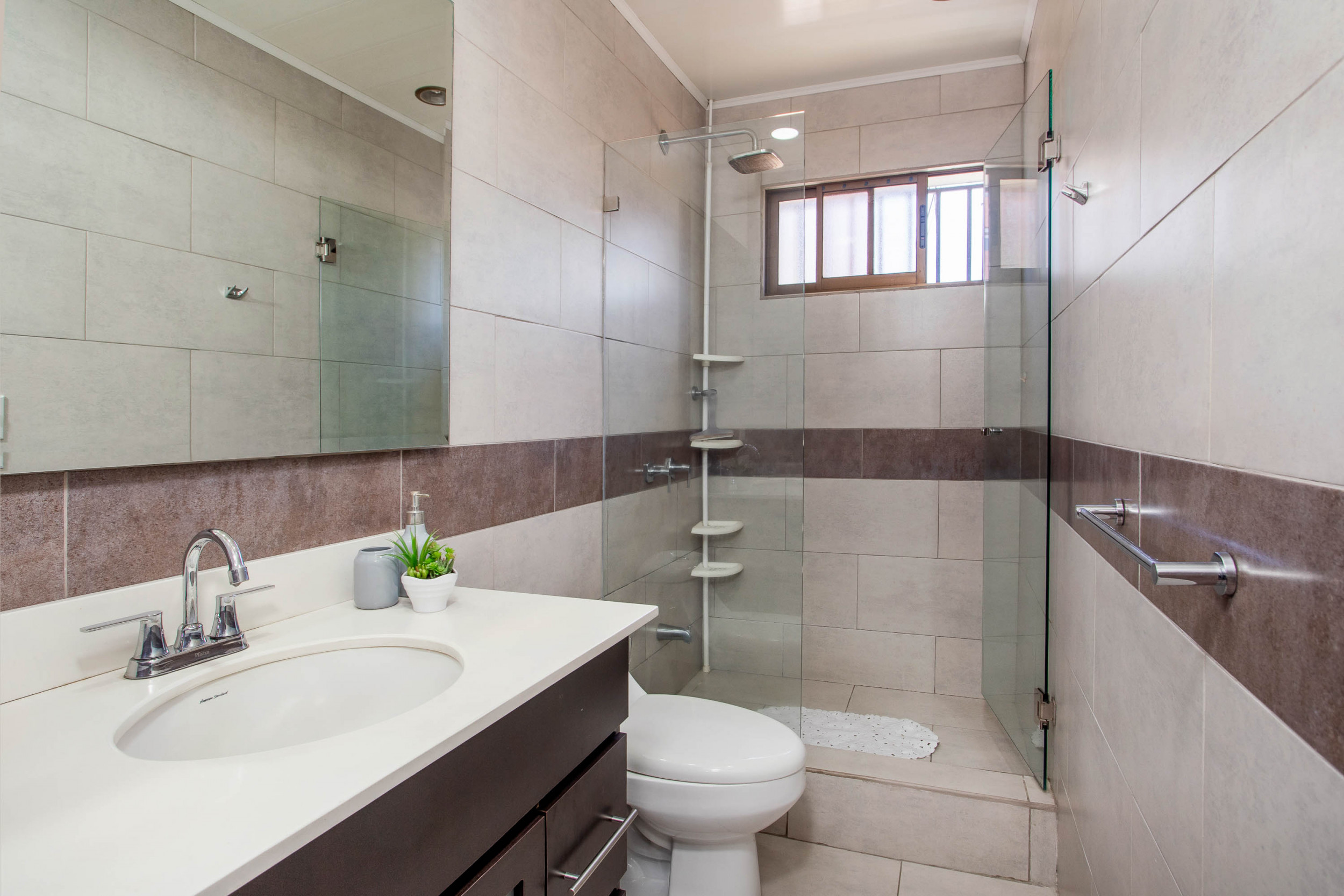 Contemporary Home with Apartment for sale in Trejos Montealegre, Escazu, SOLD