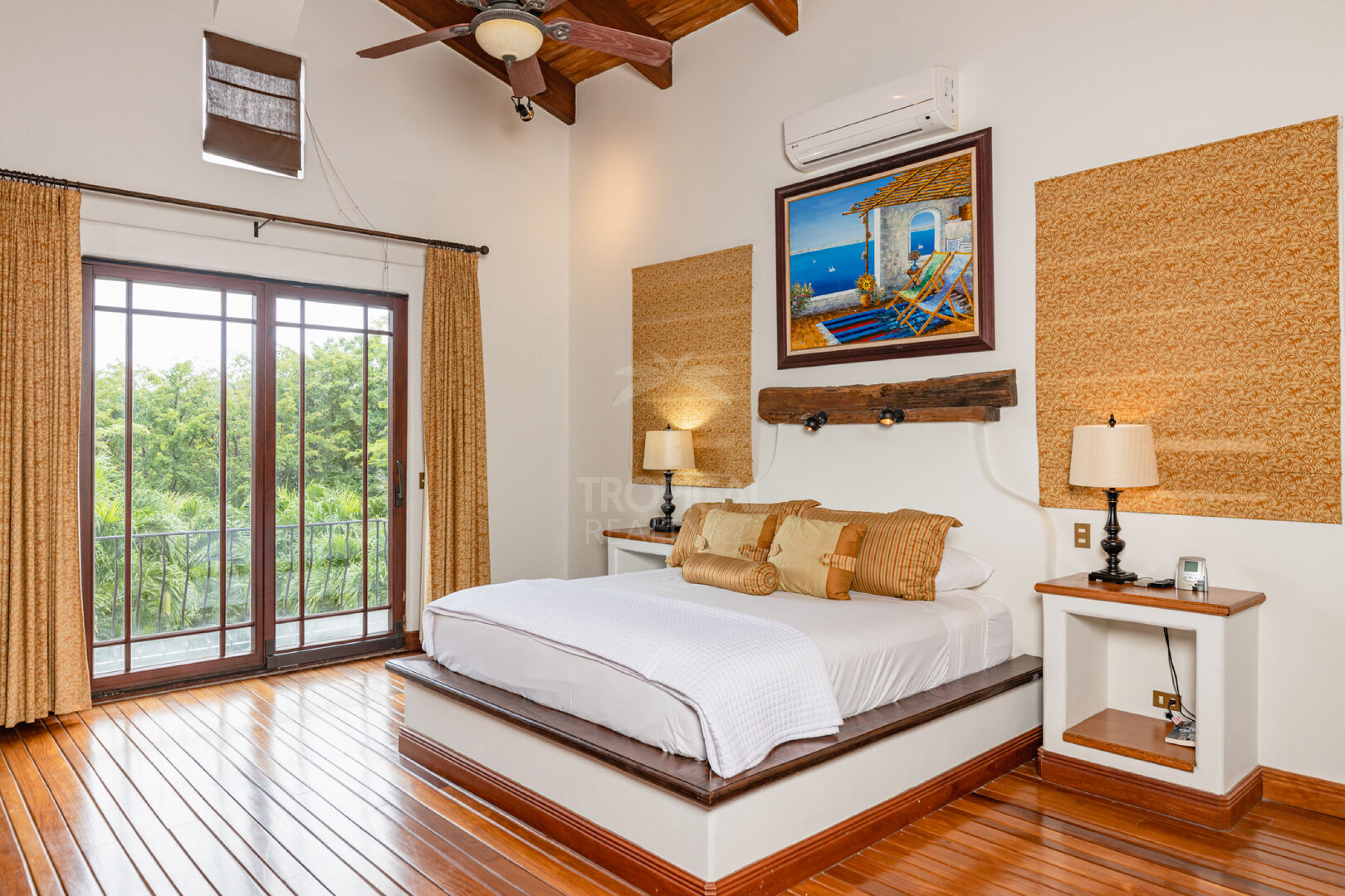 Luxury Spanish Colonial Home in Hacienda Pinilla – Infinity Pool & Resort Living