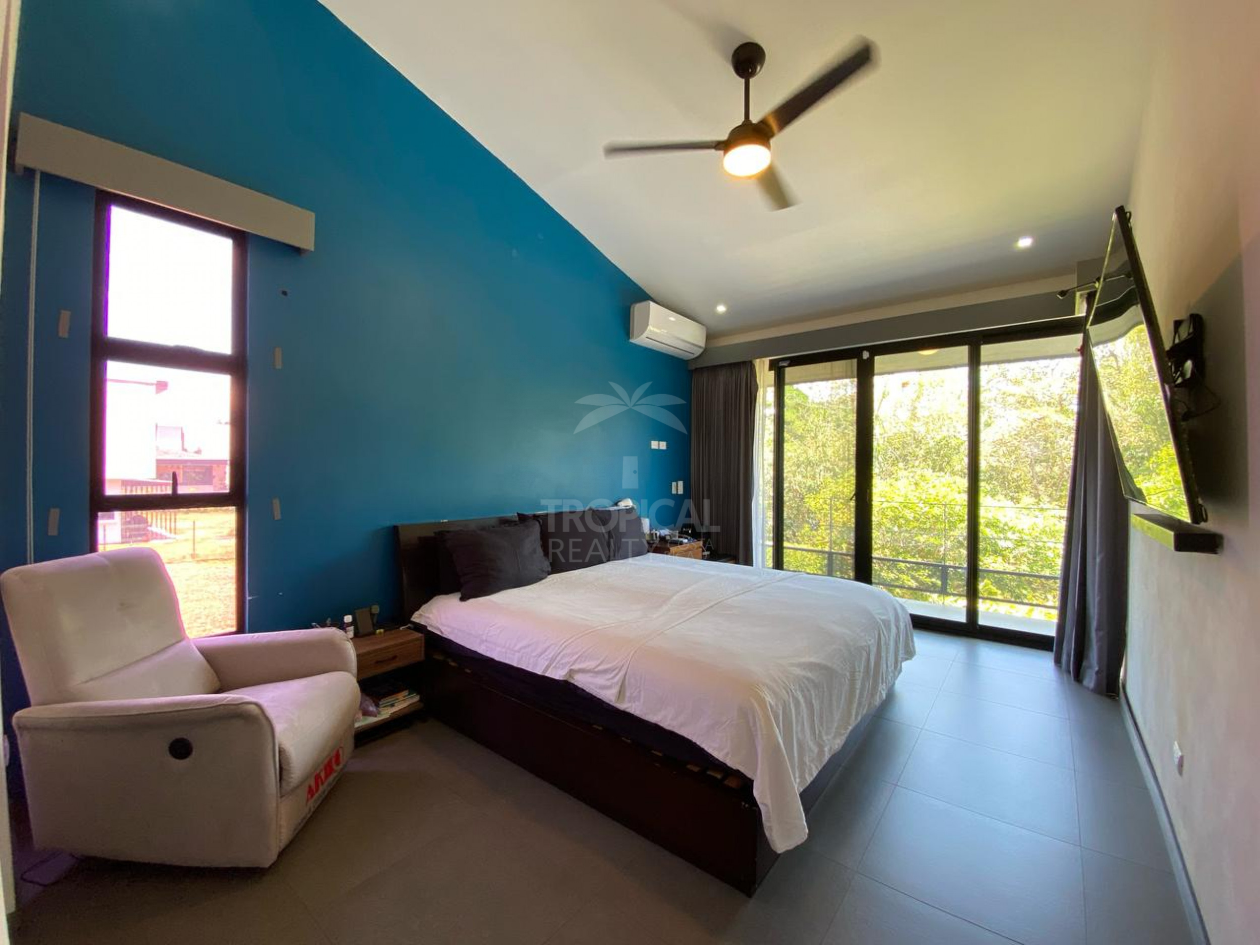 Modern Home with Private Pool in Hacienda Los Reyes – RENTED