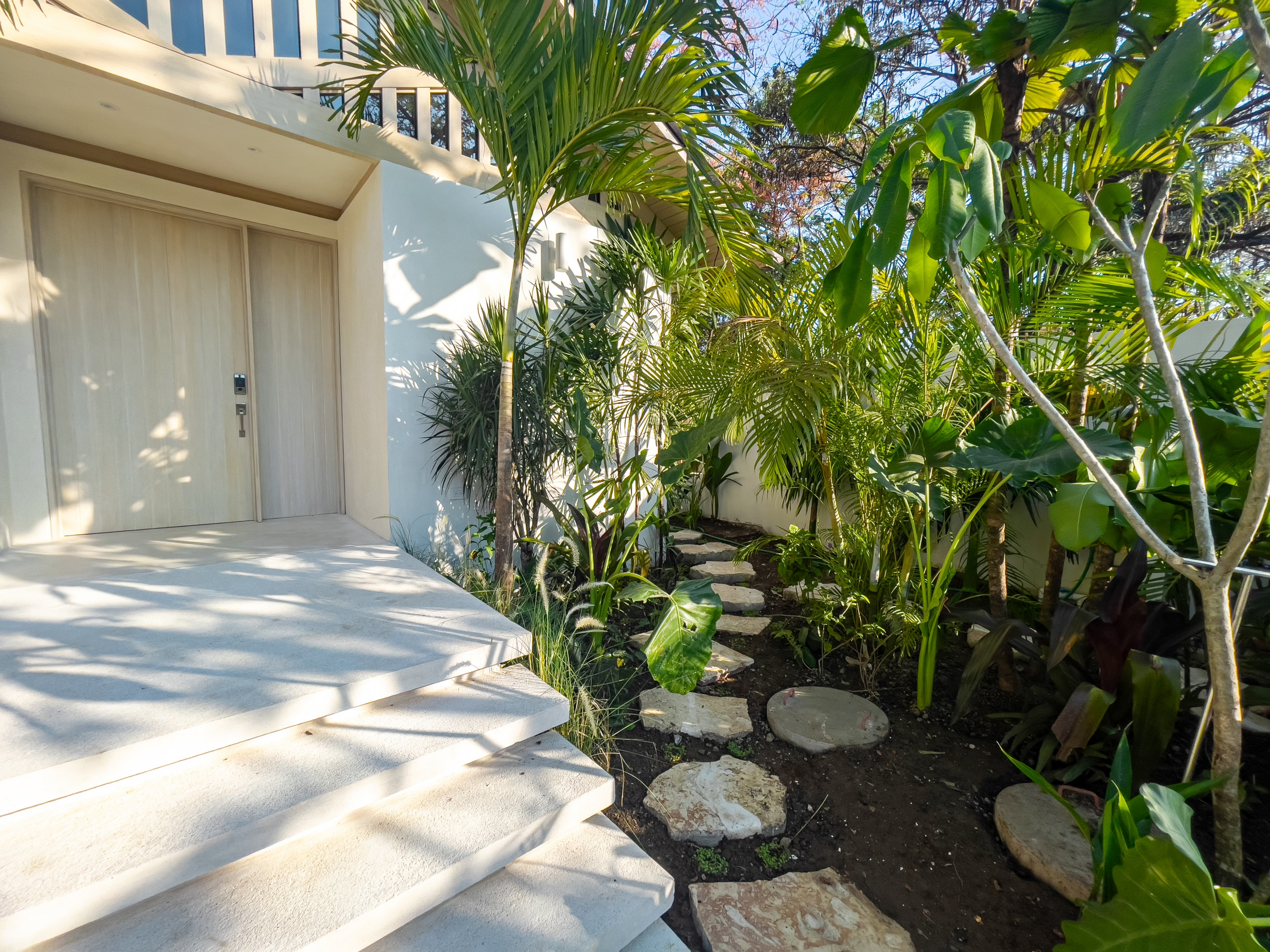 Luxury Beachfront Property in Santa Teresa - Steps from the Beach