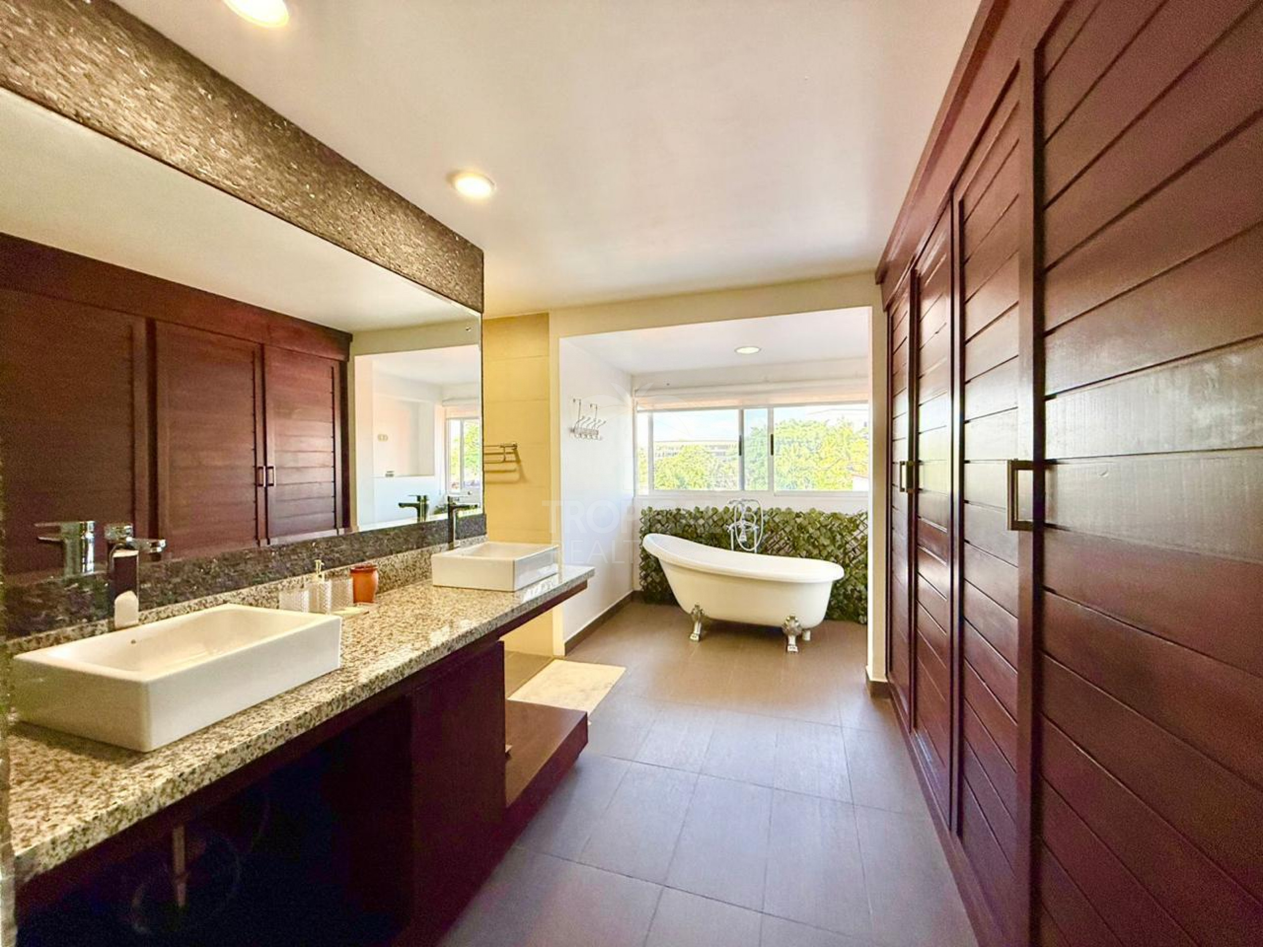 Independent Home for Sale  – Los Laureles, Escazú