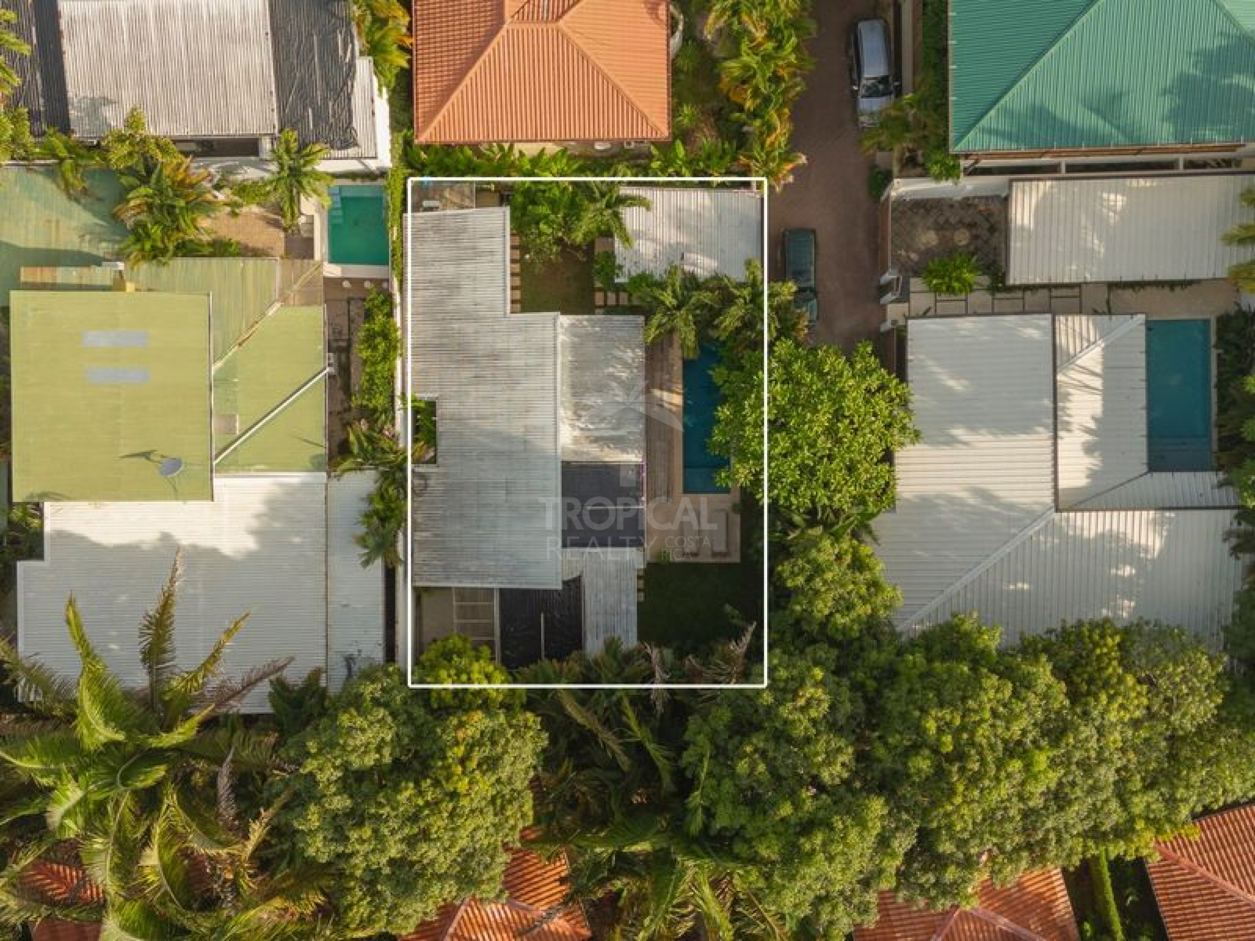 Modern beach home for Sale in Santa Teresa | Contemporary Design and Prime Location
