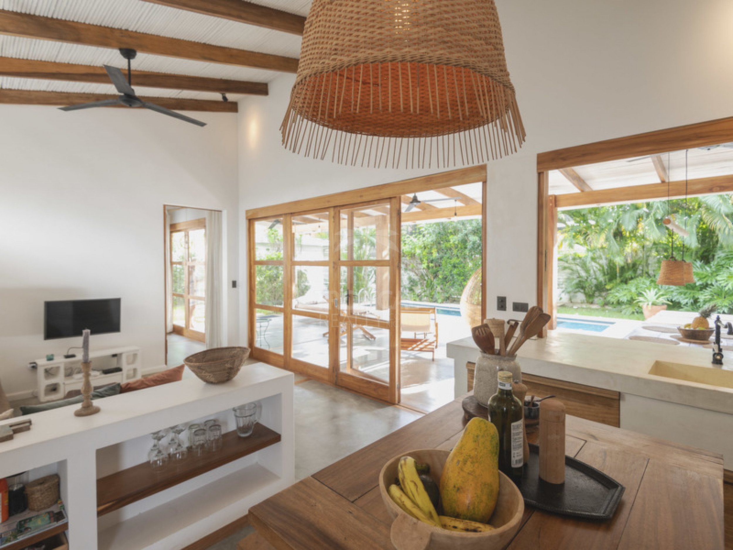 Modern beach home for Sale in Santa Teresa | Contemporary Design and Prime Location