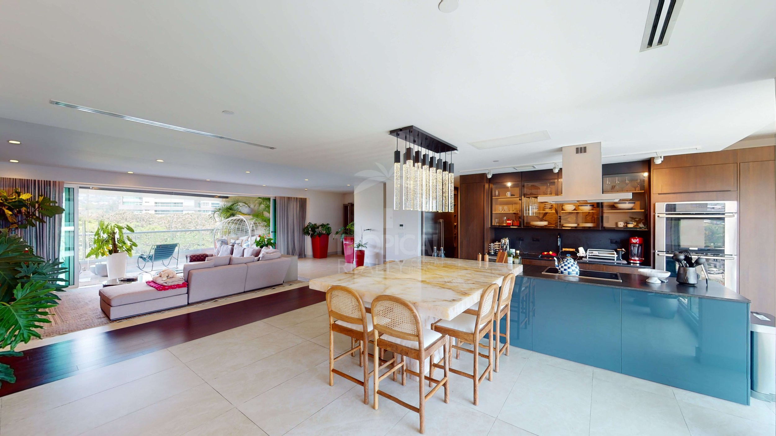 Escazu, Central Park, Luxurious Apartment for sale