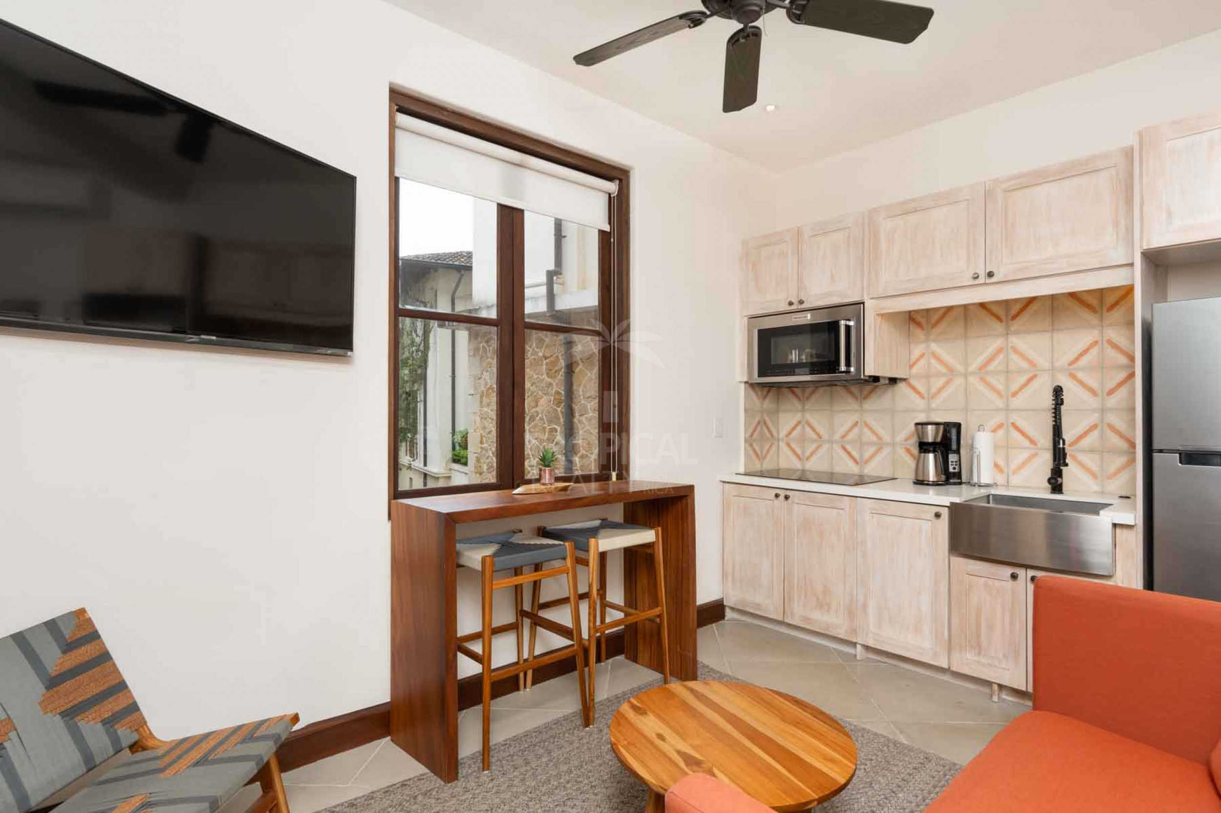 Modern Studio Residence Just Steps from the Beach in Las Catalinas