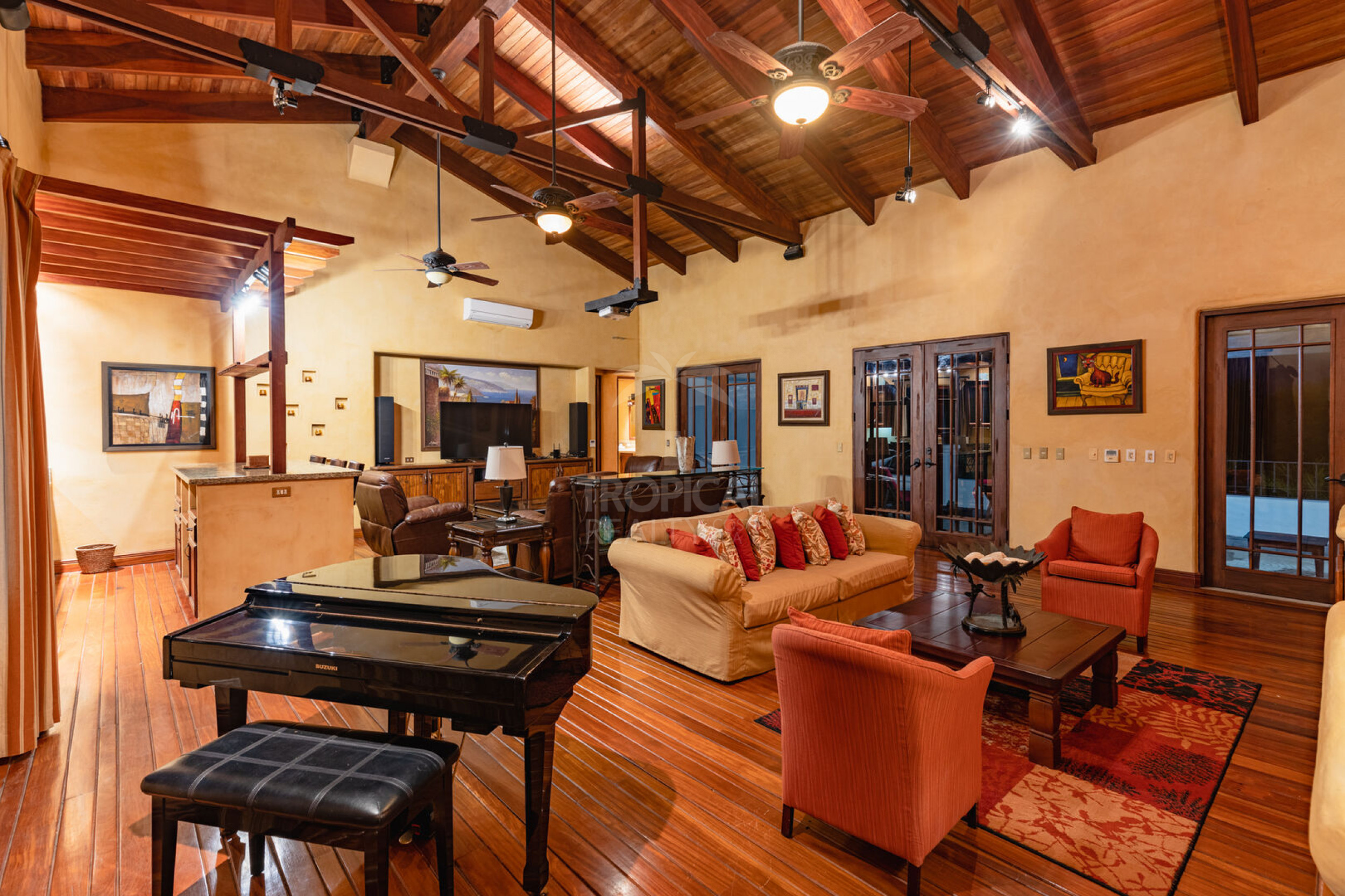 Luxury Spanish Colonial Home in Hacienda Pinilla – Infinity Pool & Resort Living