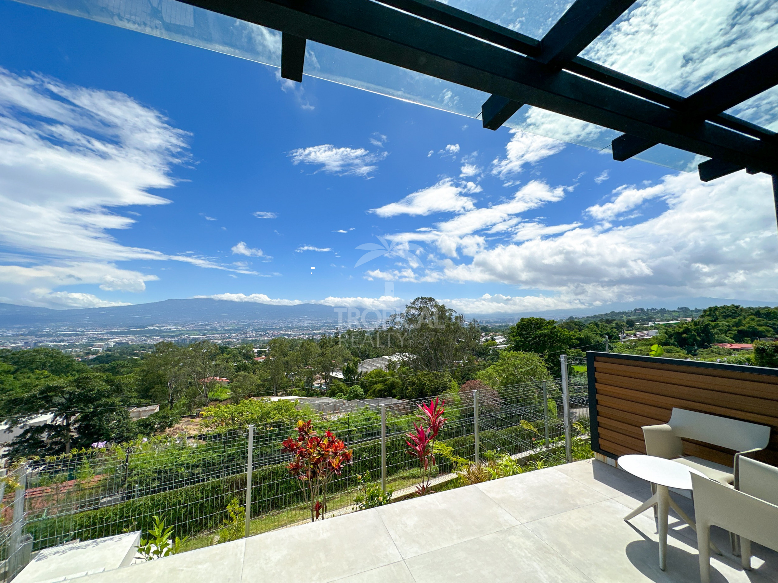 Modern Luxury Home with Panoramic City Views in Exclusive Opportunity!