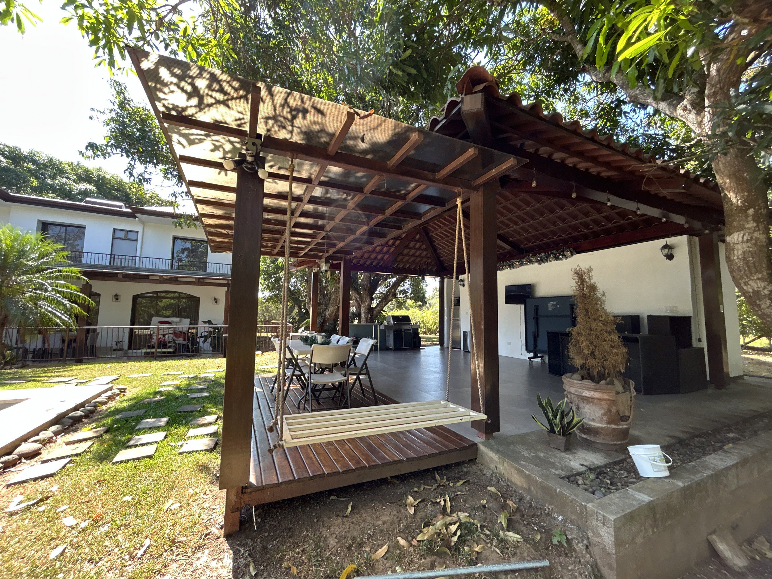 Experience Paradise: Your Dream Home Awaits in a Serene Oasis Garita Alajuela