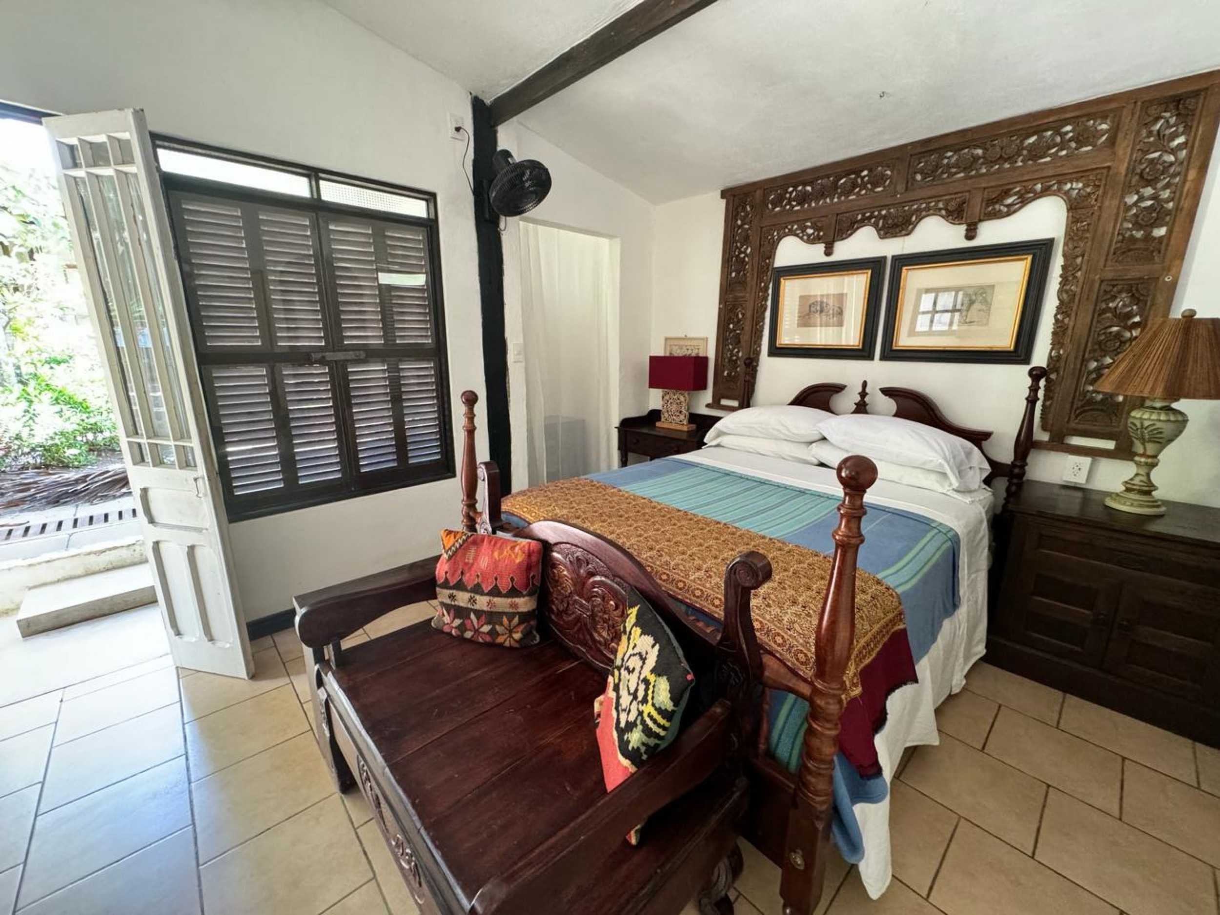 Beachfront house and apartments for sale Tivives SOLD