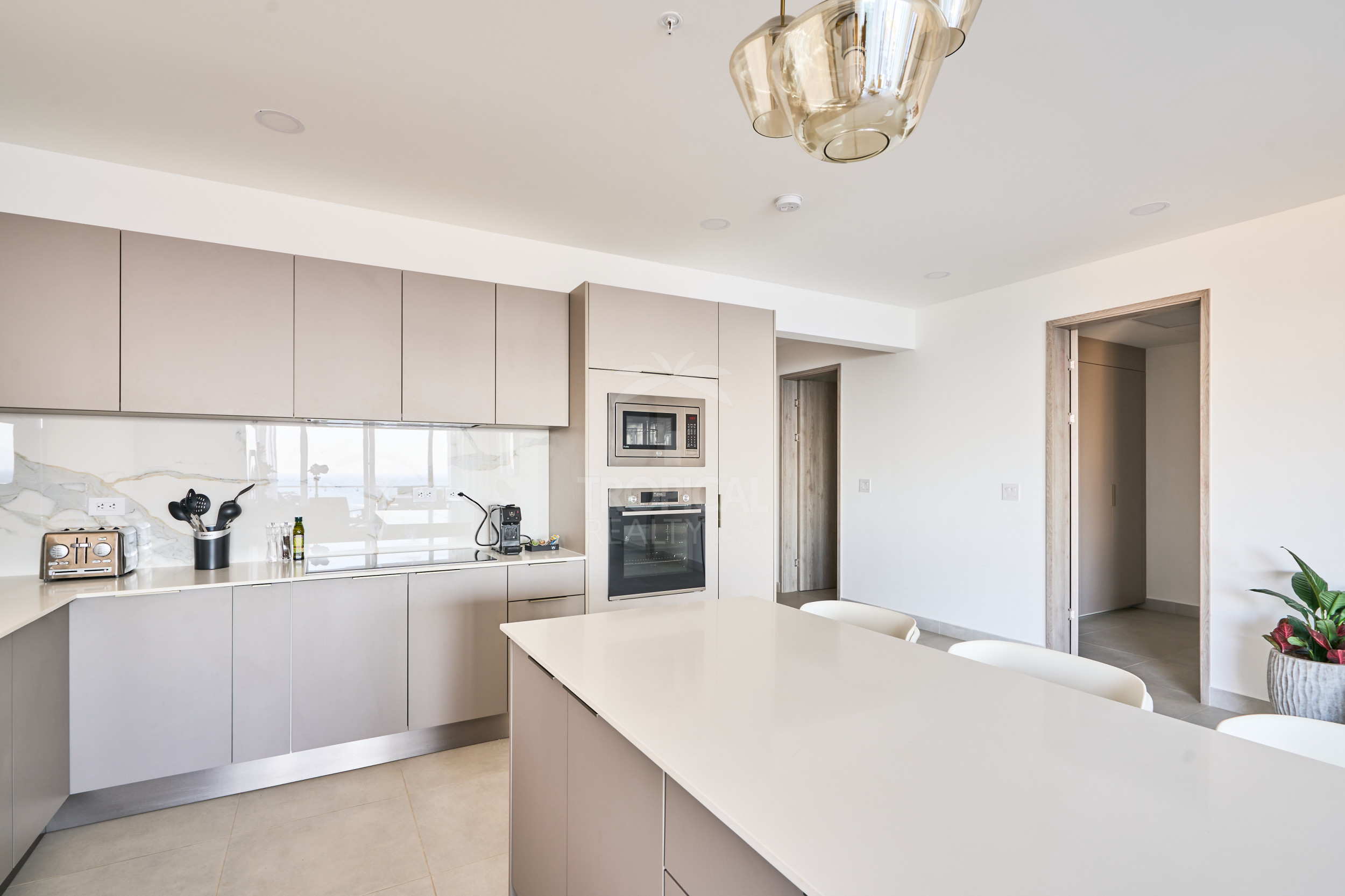 3-Bedroom Ocean View Apartment at Residencia La Vista – Tamarindo