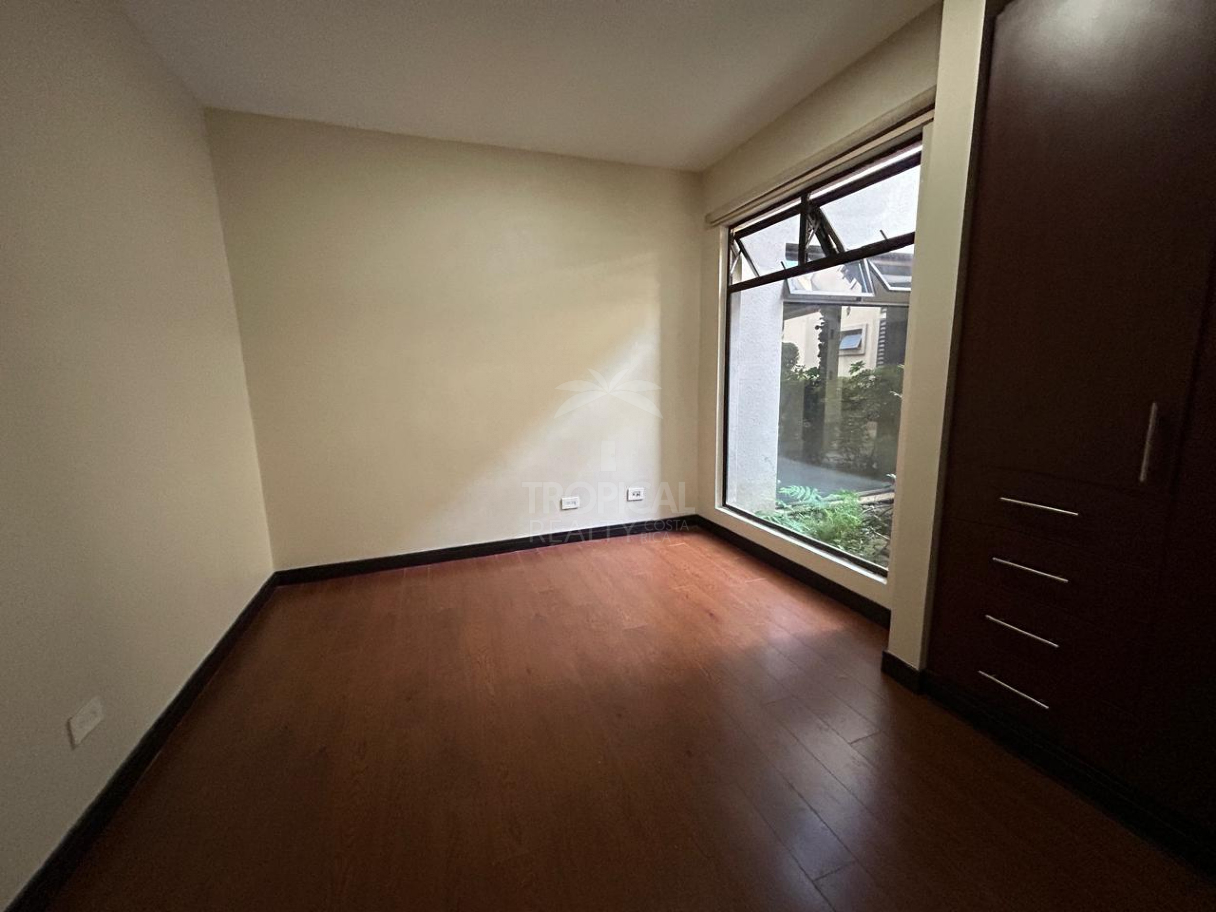Apartment for Rent in Brasil de Santa Ana – 2 Bedrooms