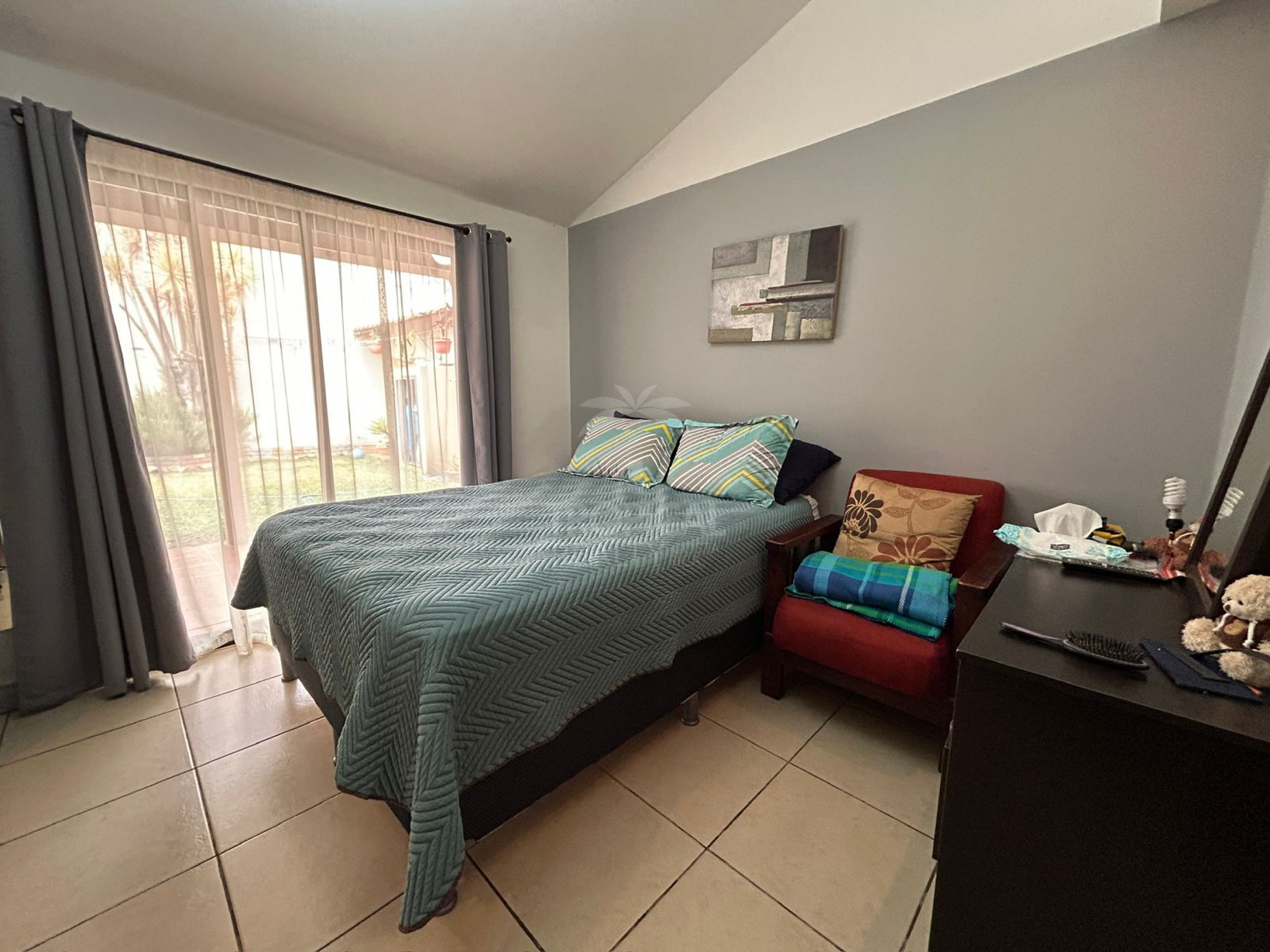 Independent Home for Sale in San Francisco de Dos Ríos – Spacious Layout, Office & Patio
