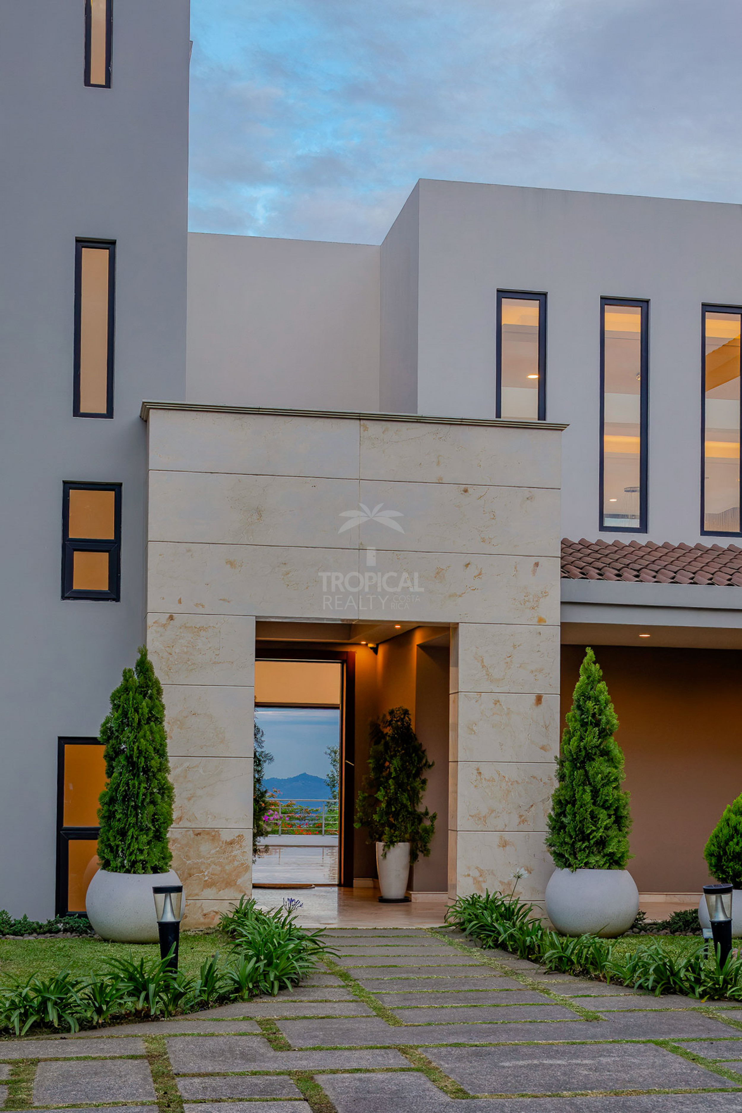 Villa Real Valley View Estate – Exceptional Luxury Residence with Panoramic Views in Santa Ana