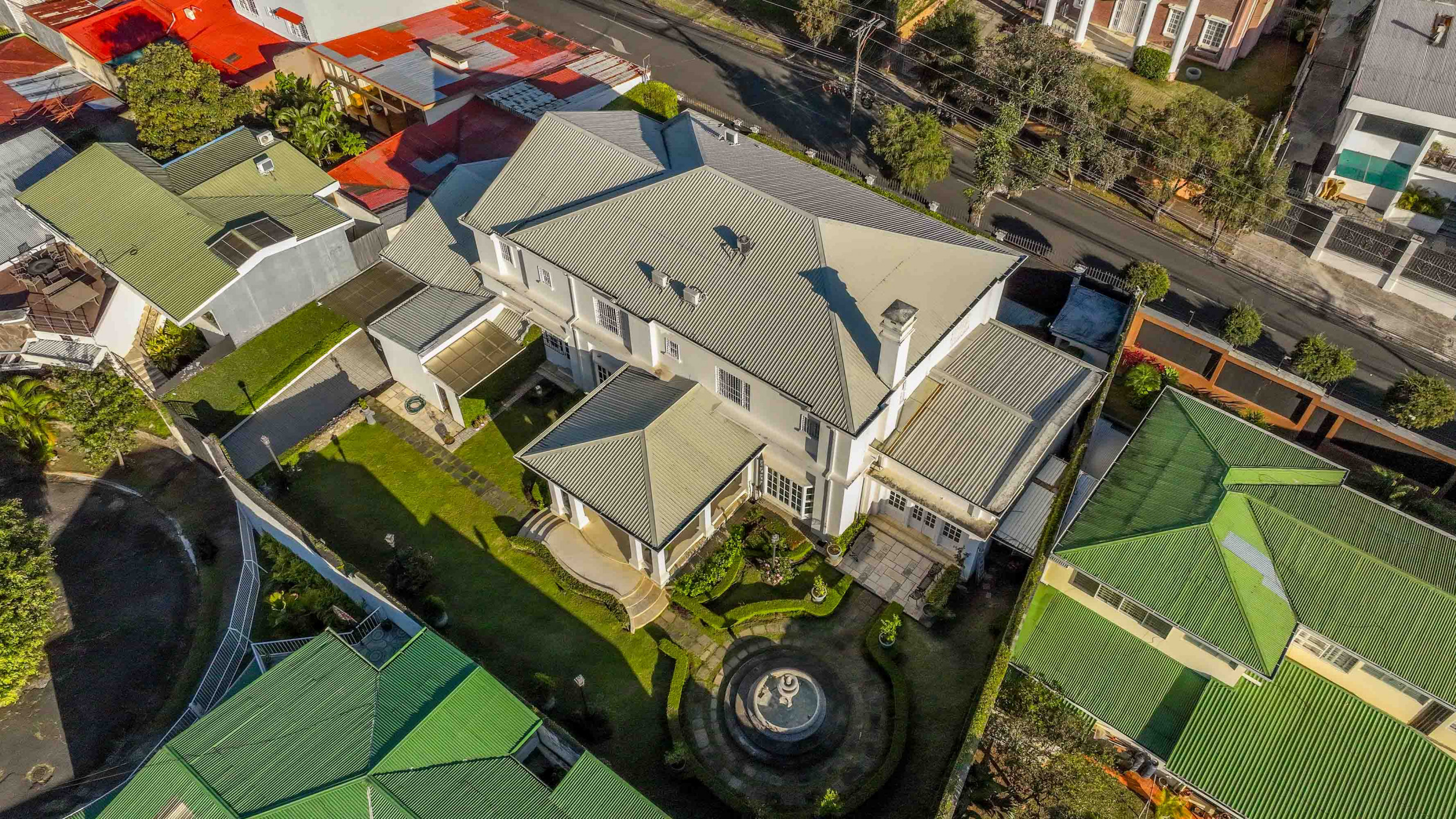 Prime Commercial Property in Los Yoses, San José, Costa Rica