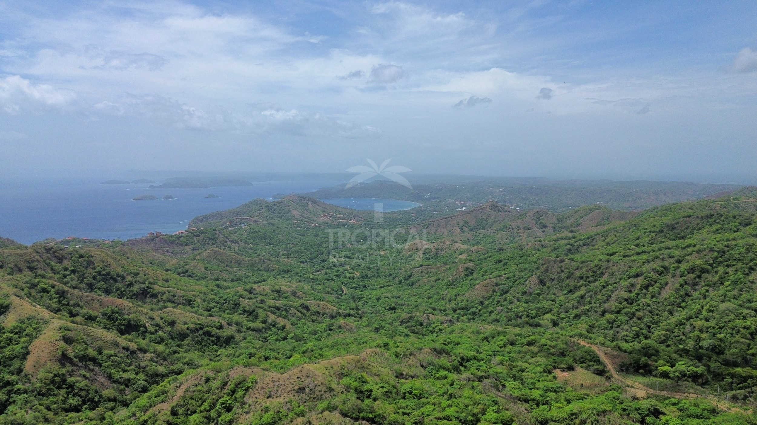 Premium 999 m² Ocean-View Lot – Lomas Del Mar Condominium, Guanacaste