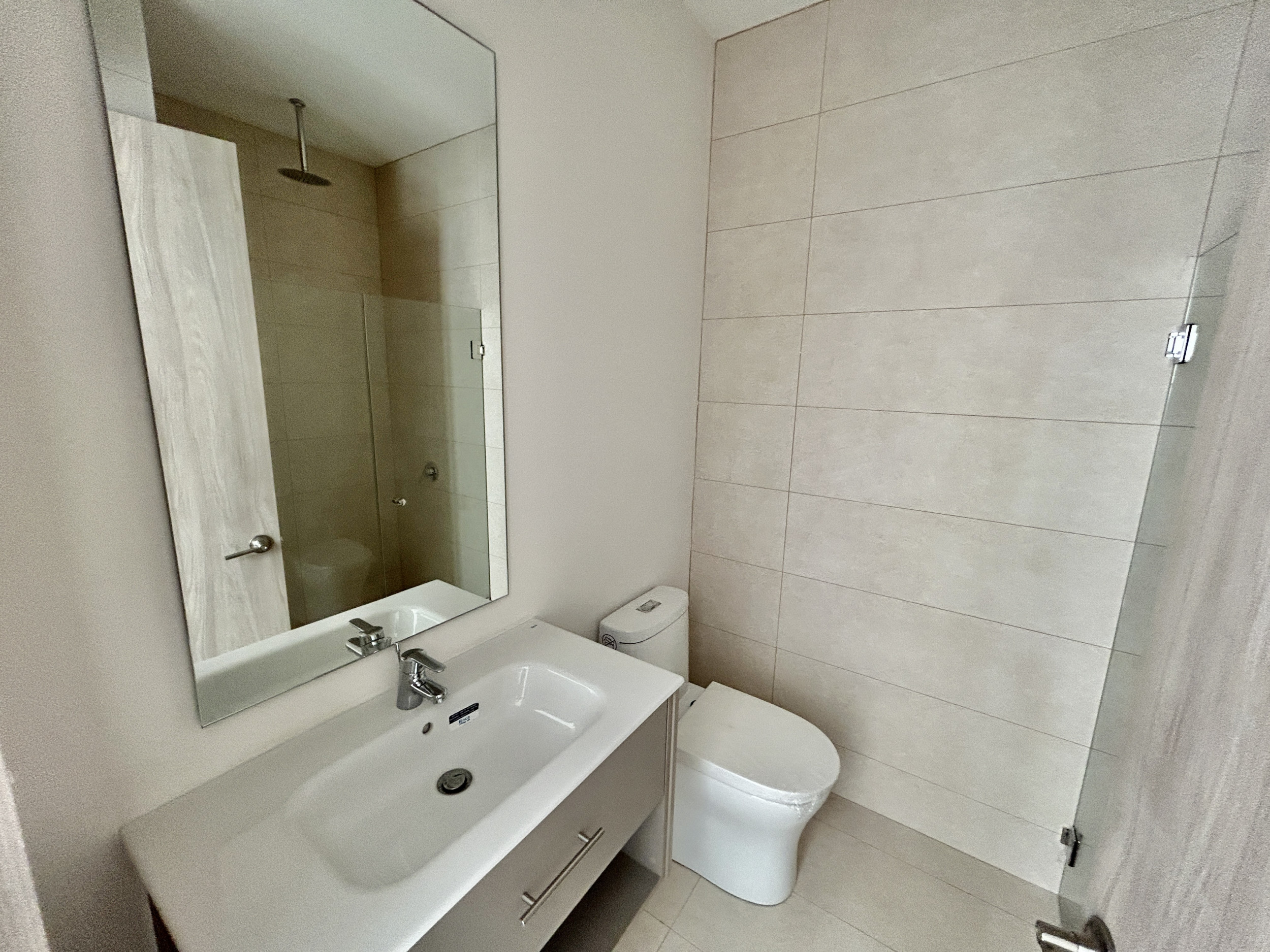 Town House for sale in Santa Ana