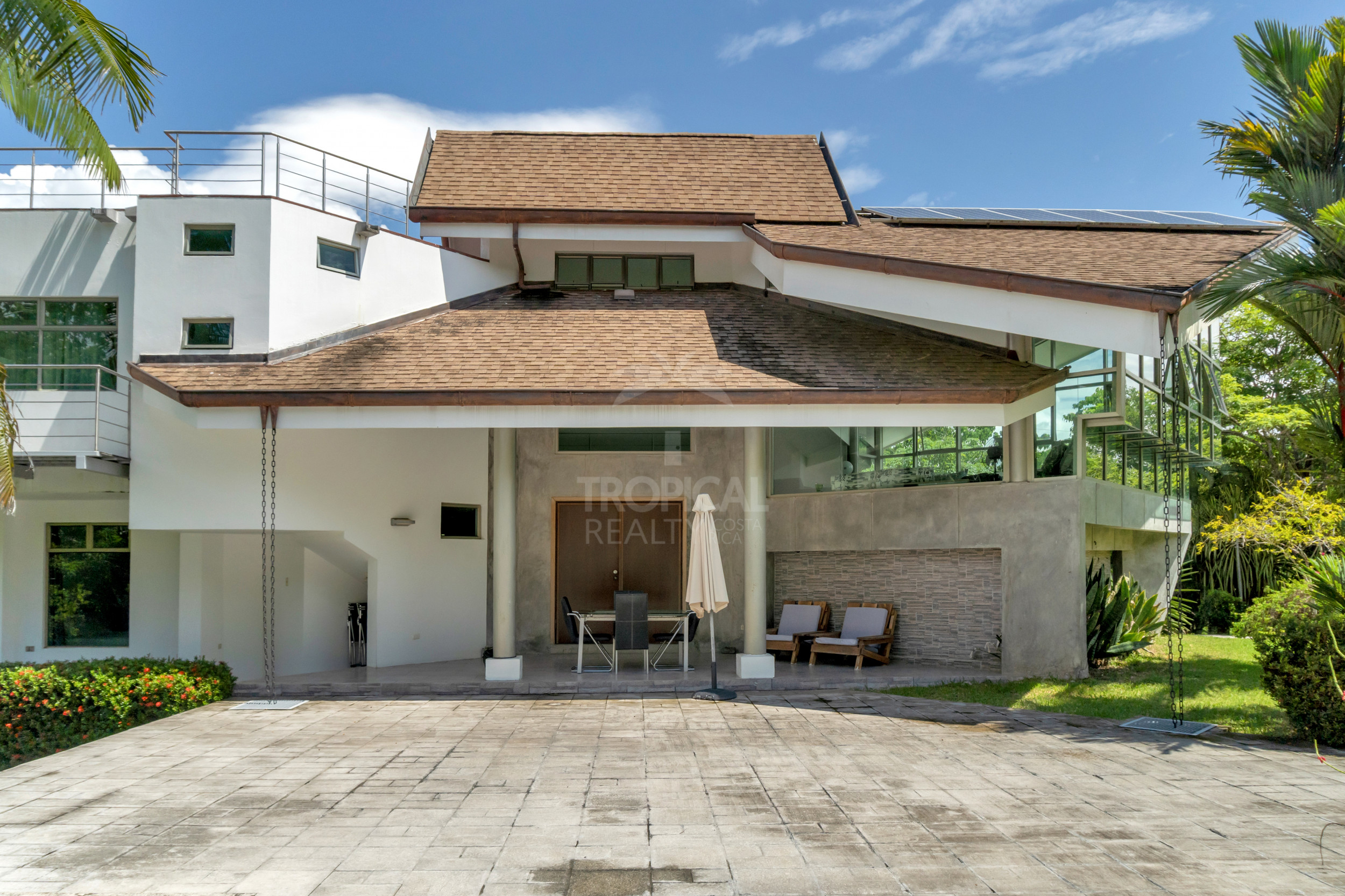 Modern Jungle Villa in Las Delicias – Santa Teresa