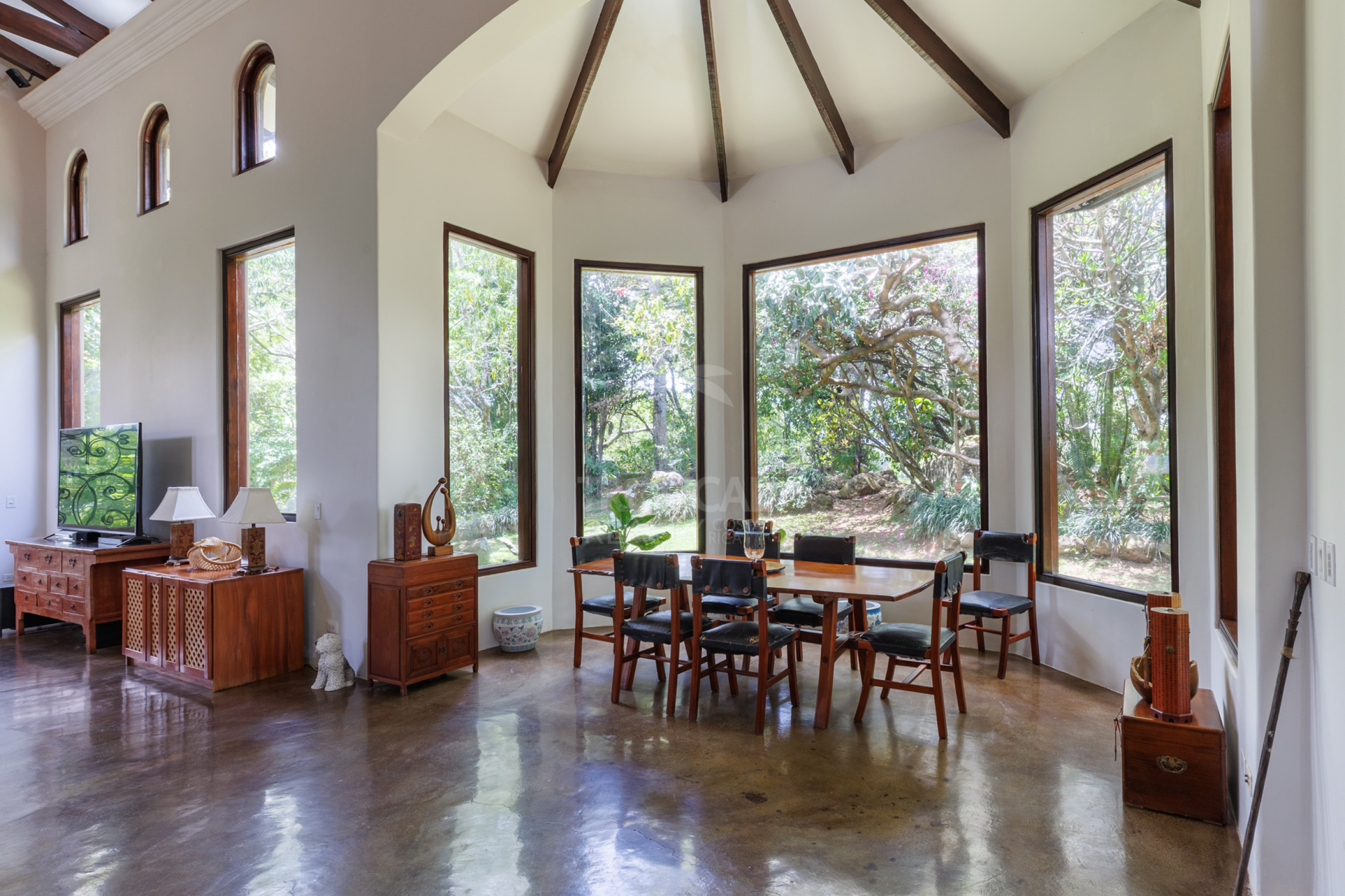 The Country Retreat You Dreamed Of LUXURY PRIVATE ESTATE