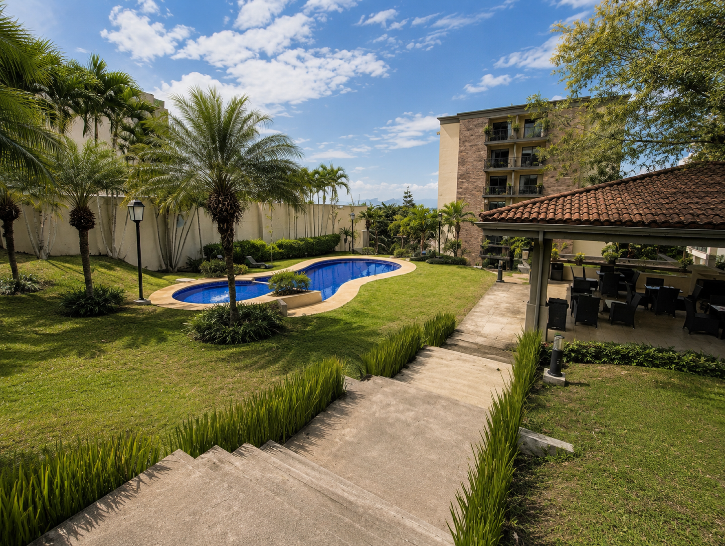 Apartment for Sale in Escazú, La Alhambra – Prime Location