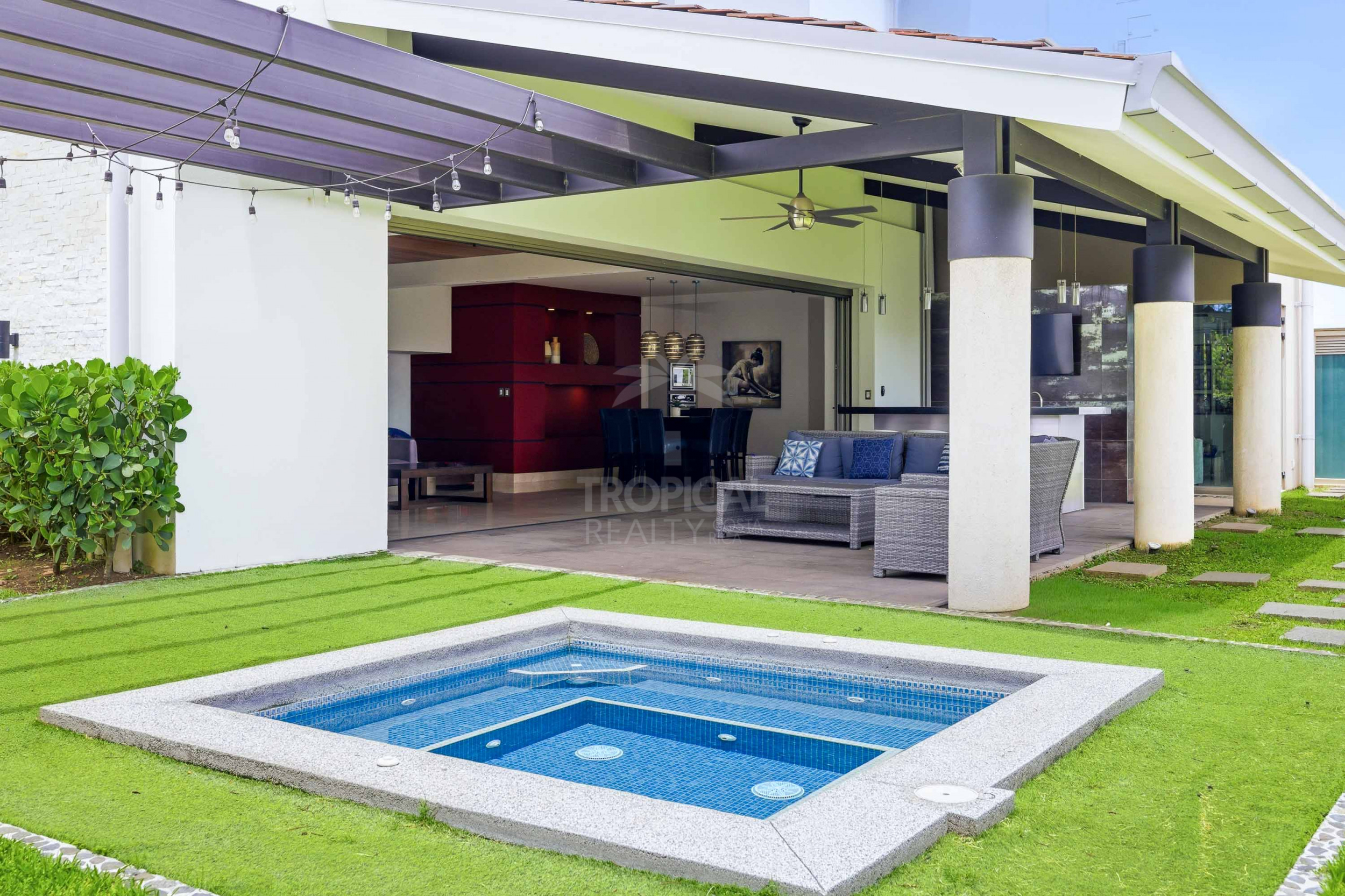 Luxury Contemporary Residence in Hacienda Espinal – Exceptional Spaces for Elevated Living