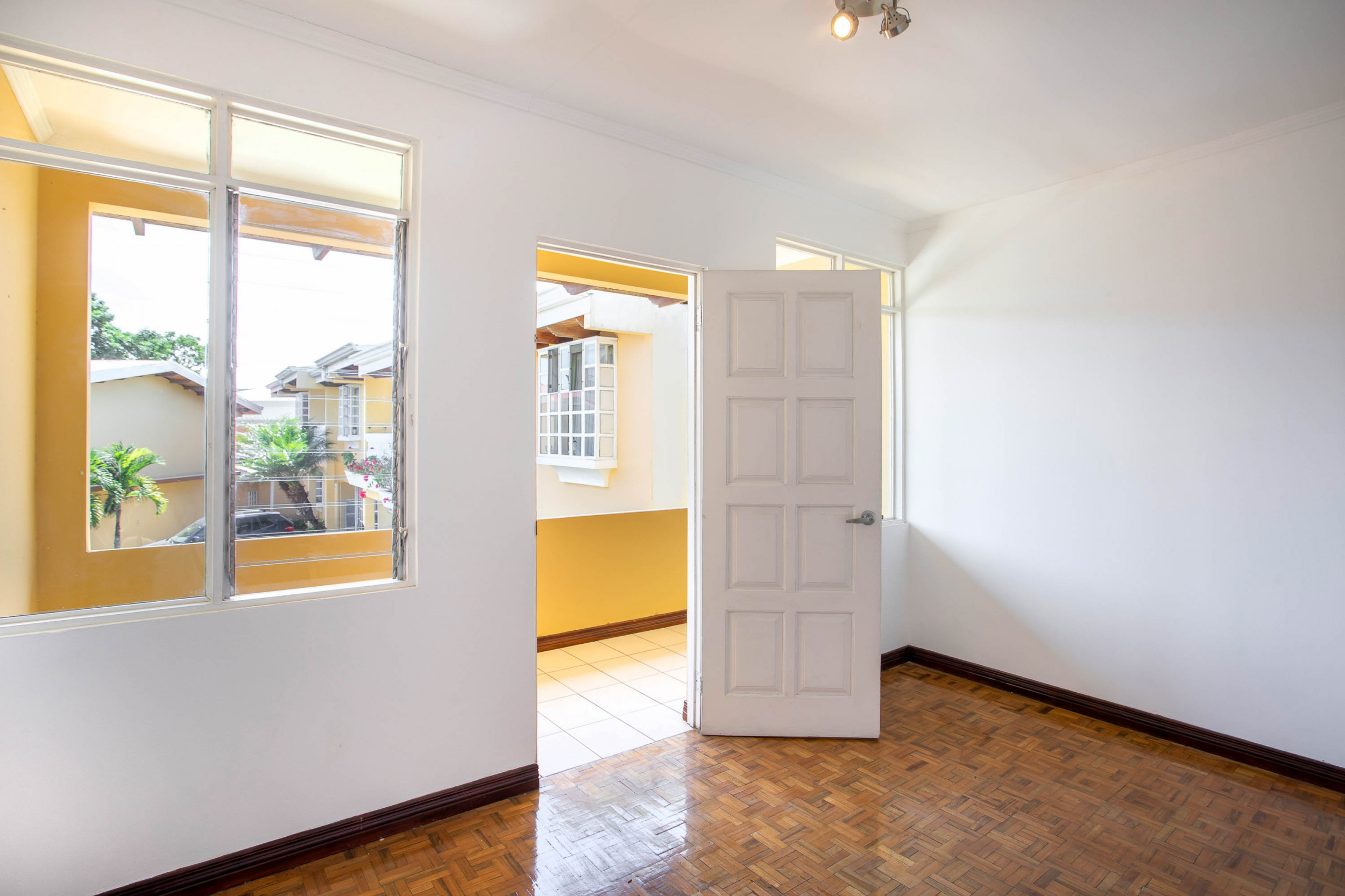 Cozy French Home for Sale in Escazú RENTED