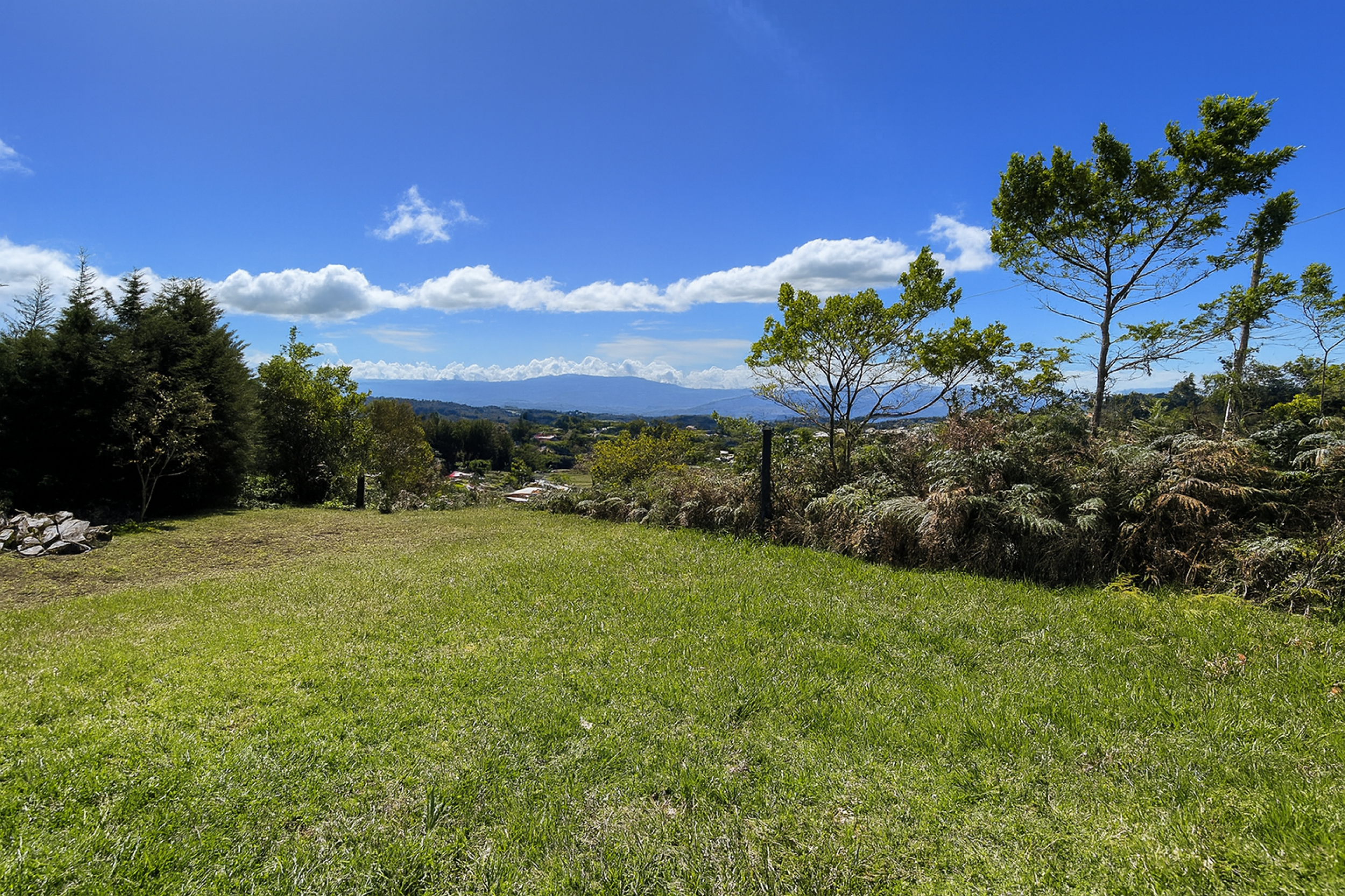 Serenity and Views: Enchanting Cottage in Poasito, Alajuela, Surrounded by Nature's Beauty