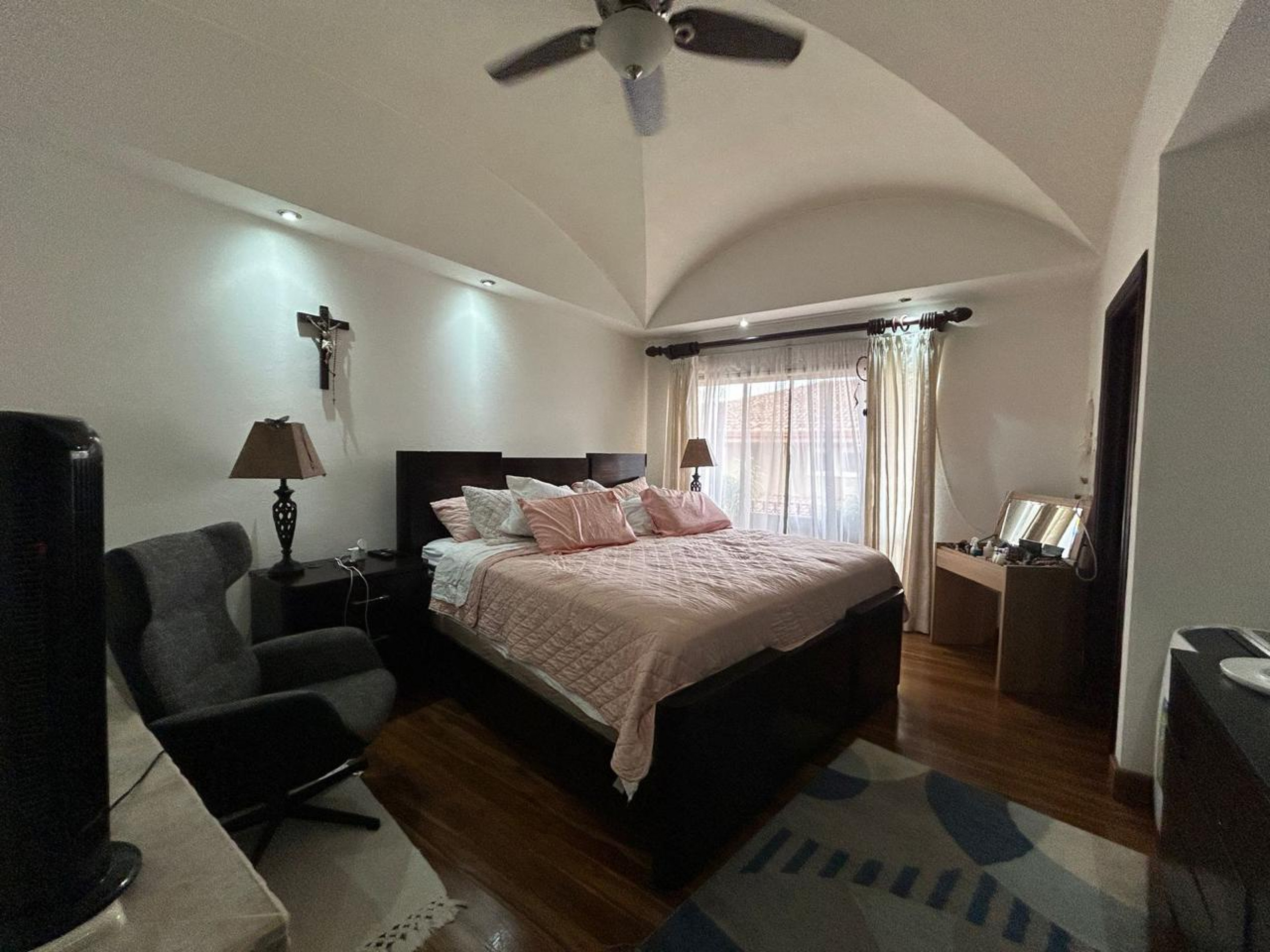 Luxury Residence in Guachipelín: Space, Elegance & Exclusivity
