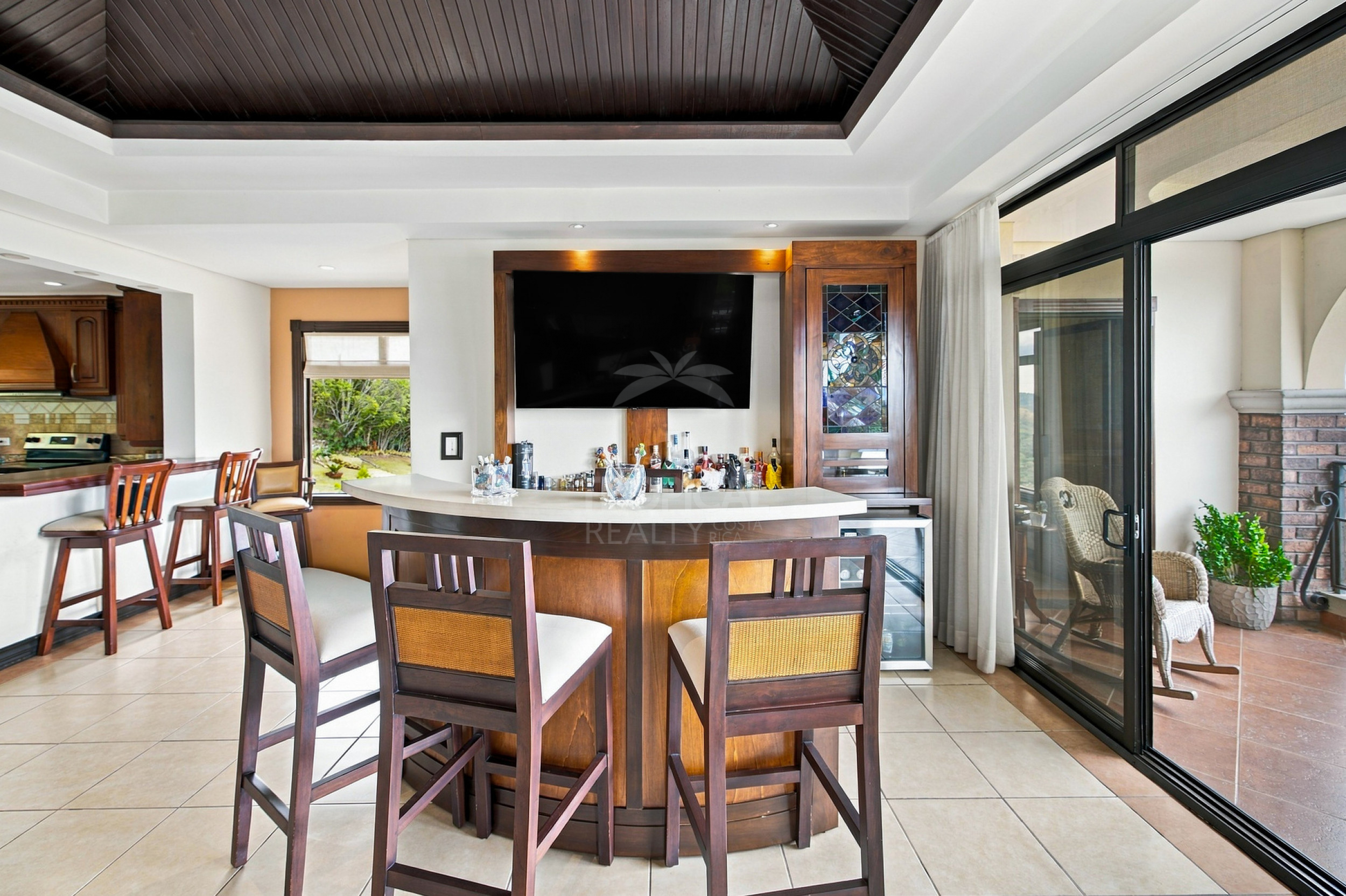 Vivir en las Nubes: Penthouse de 432 m² en Altos de Monasterio