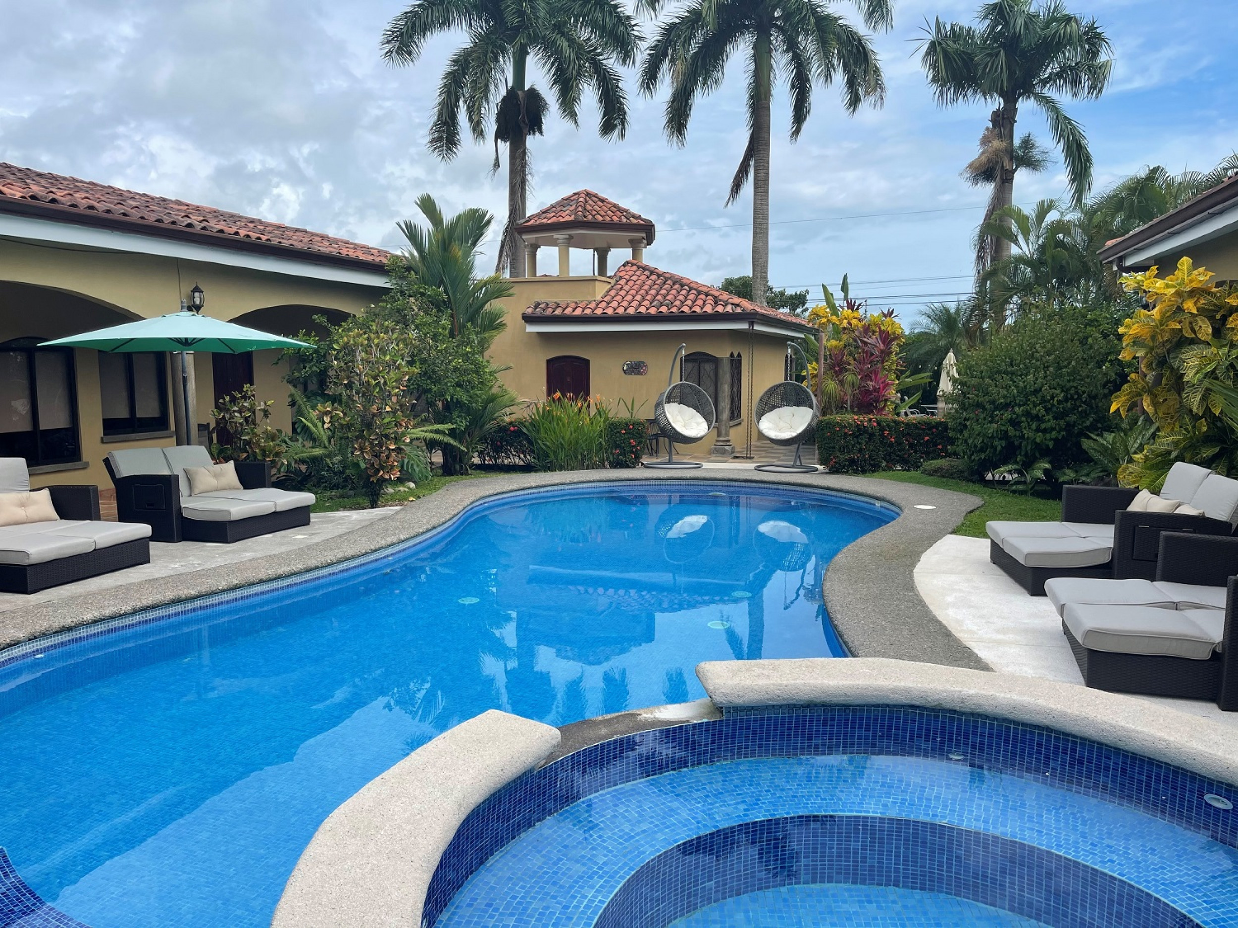 SOLD Las Brisas Resort and Villas: Your Gateway to Paradise in Playa Hermosa de Jaco