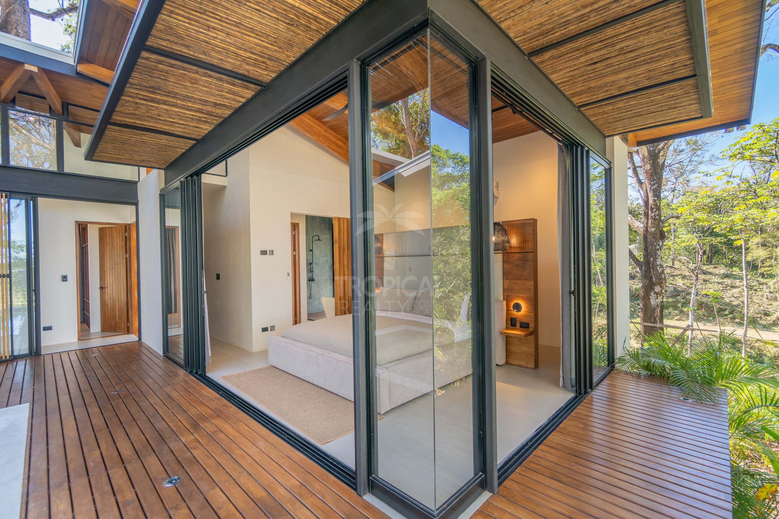 Luxury Ocean View Villa in Santa Teresa – 7,204 m² of Privacy & Nature
