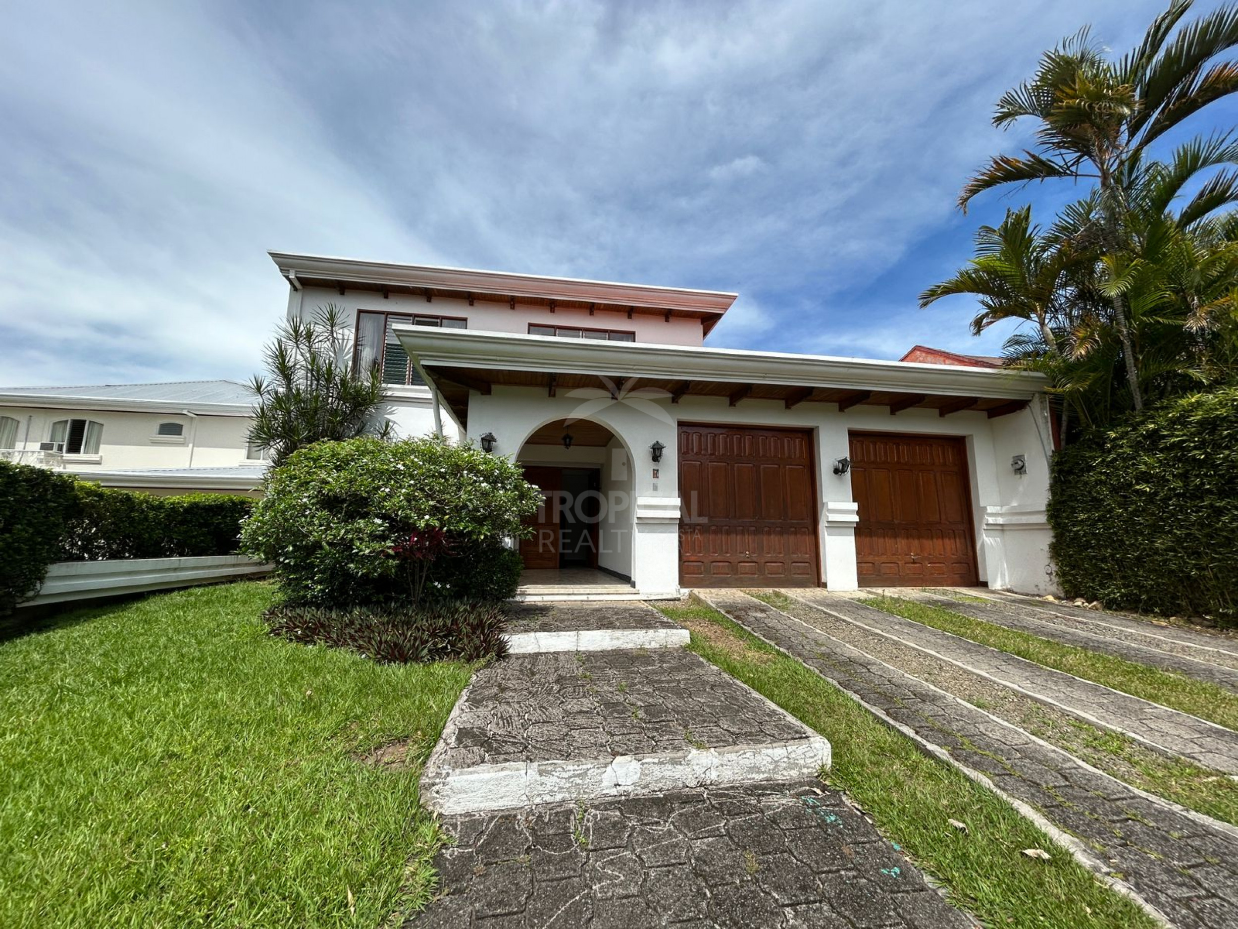 Spacious Home for Rent in Los Laureles Gated Community, Escazú | $3,000 USD