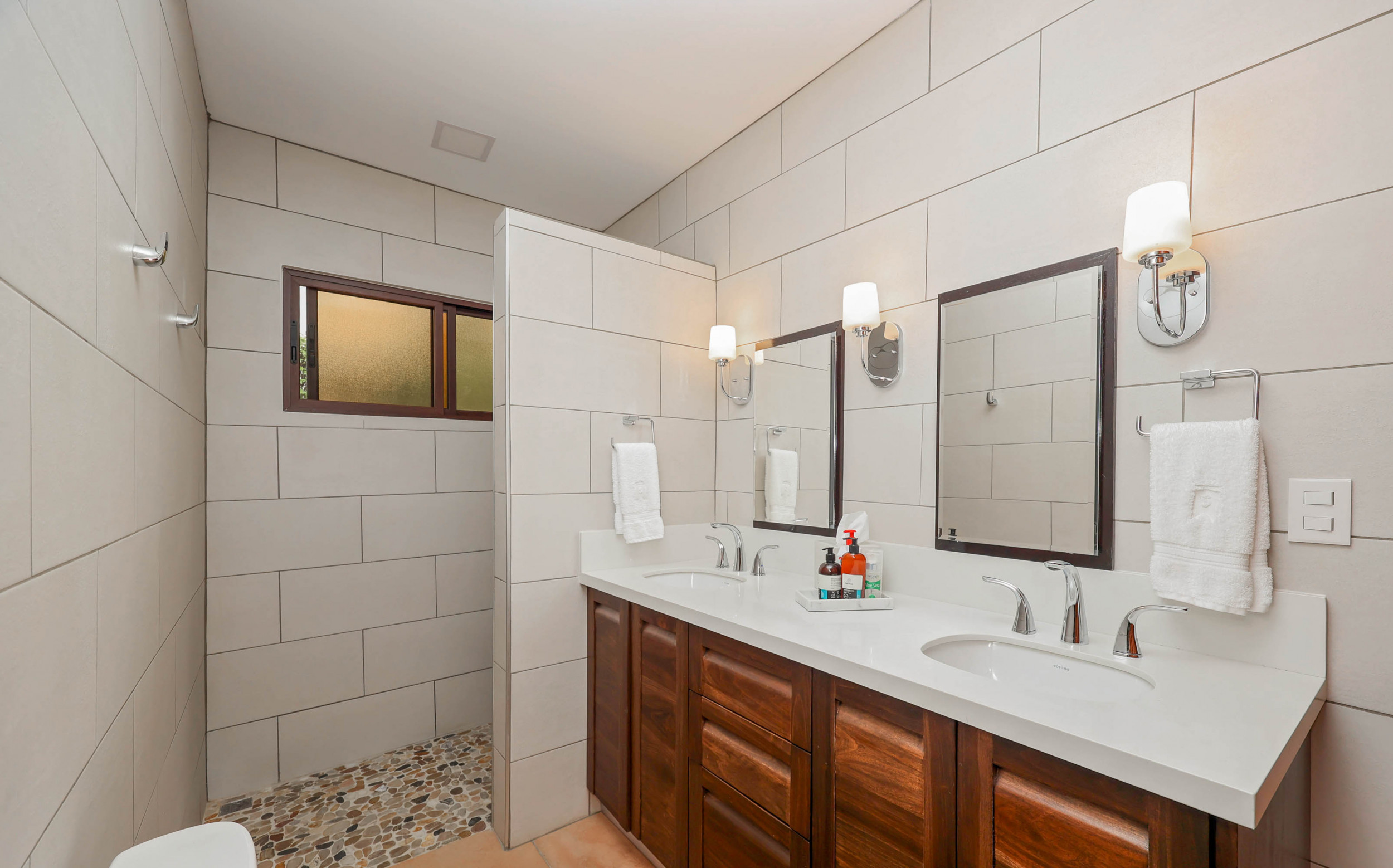 Luxuriously Remodeled Turnkey Home with Golf Cart Included Los Reyes SOLD