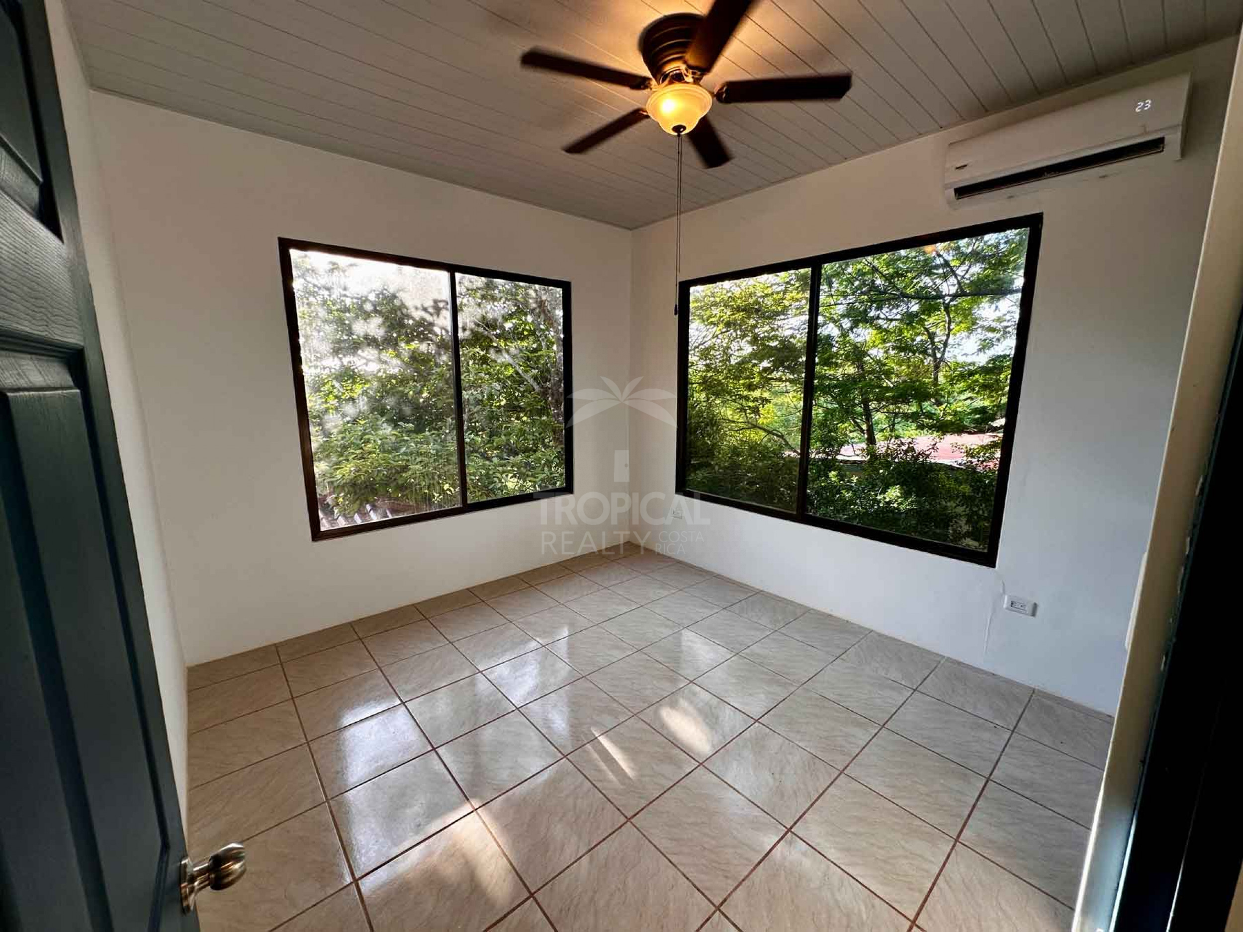 Home for Sale Near Playa Avellanas – Private Pool & Excellent Airbnb Potential