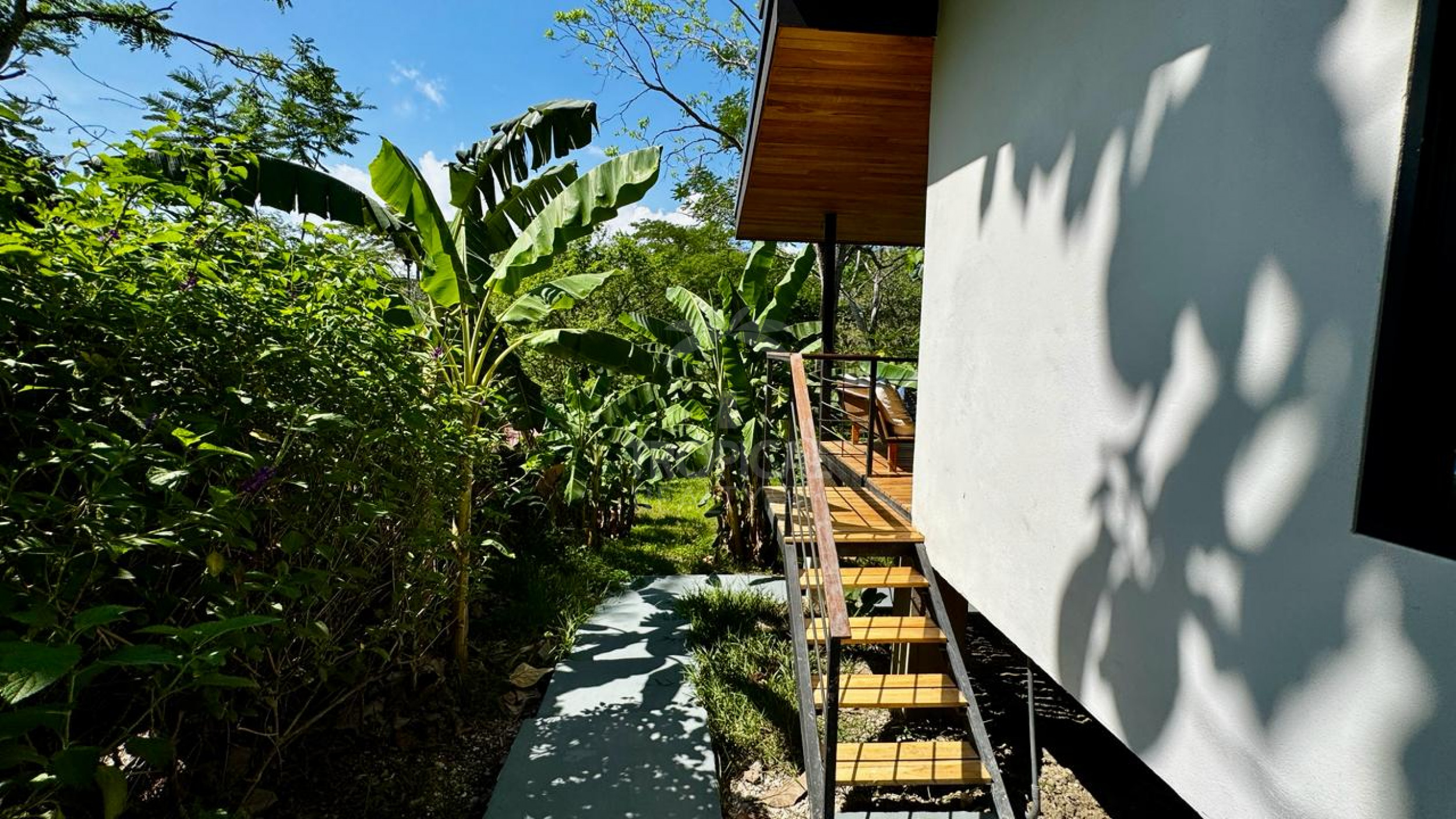 Charming One-Bedroom Home with Pool in Santiago – Just Minutes from Playa Hermosa