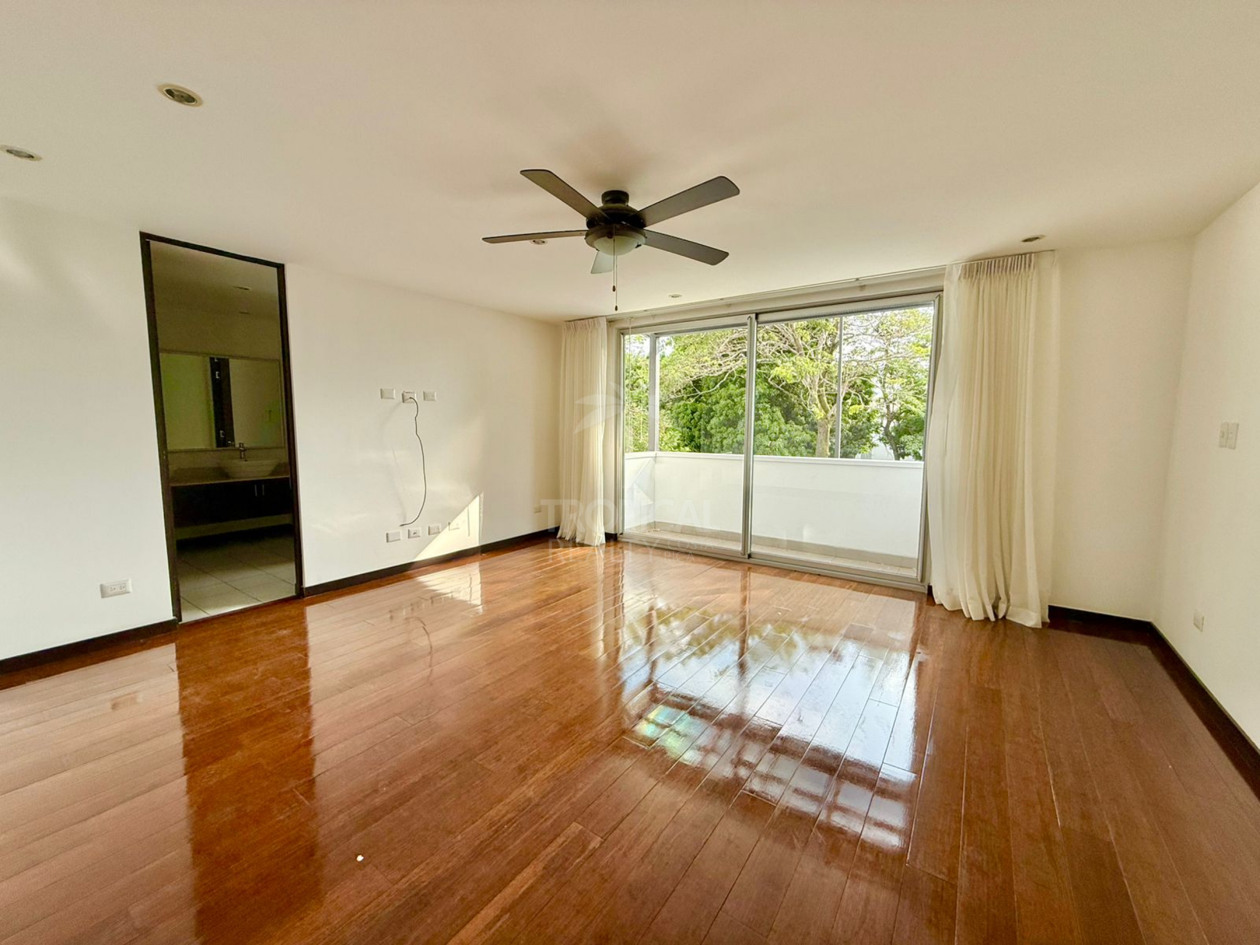 Modern Home in Gated Community with Full Amenities – Pozos, Santa Ana | $395,000