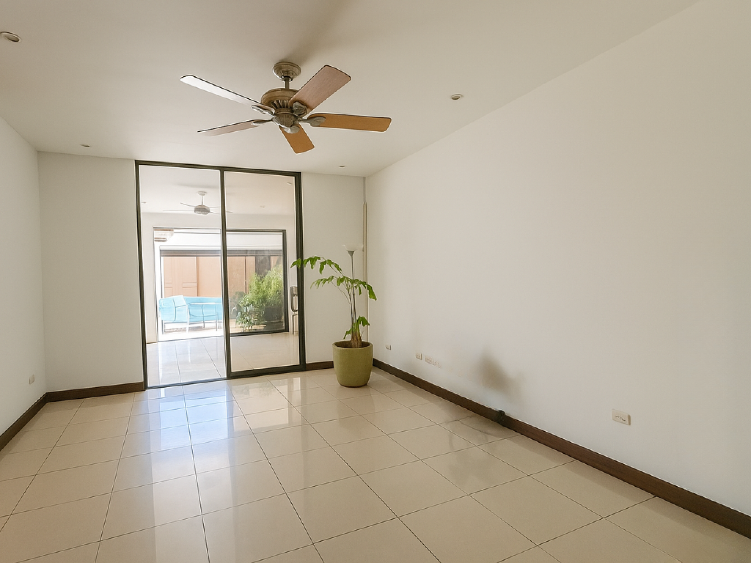 Spacious 4-Bedroom Home for Sale in Rohrmoser, San Jos