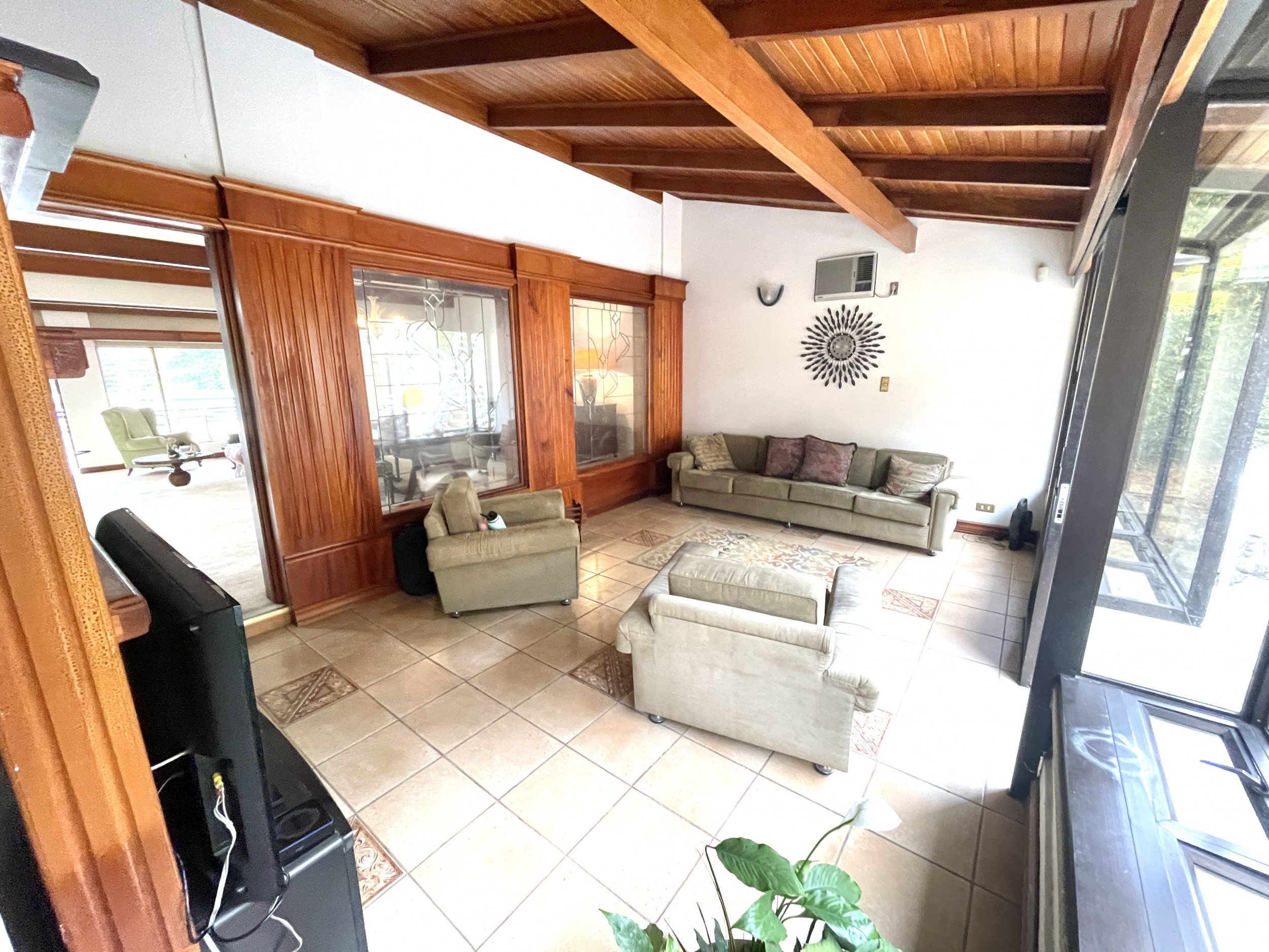 Property with Stunning Views in San Rafael Escazú SOLD