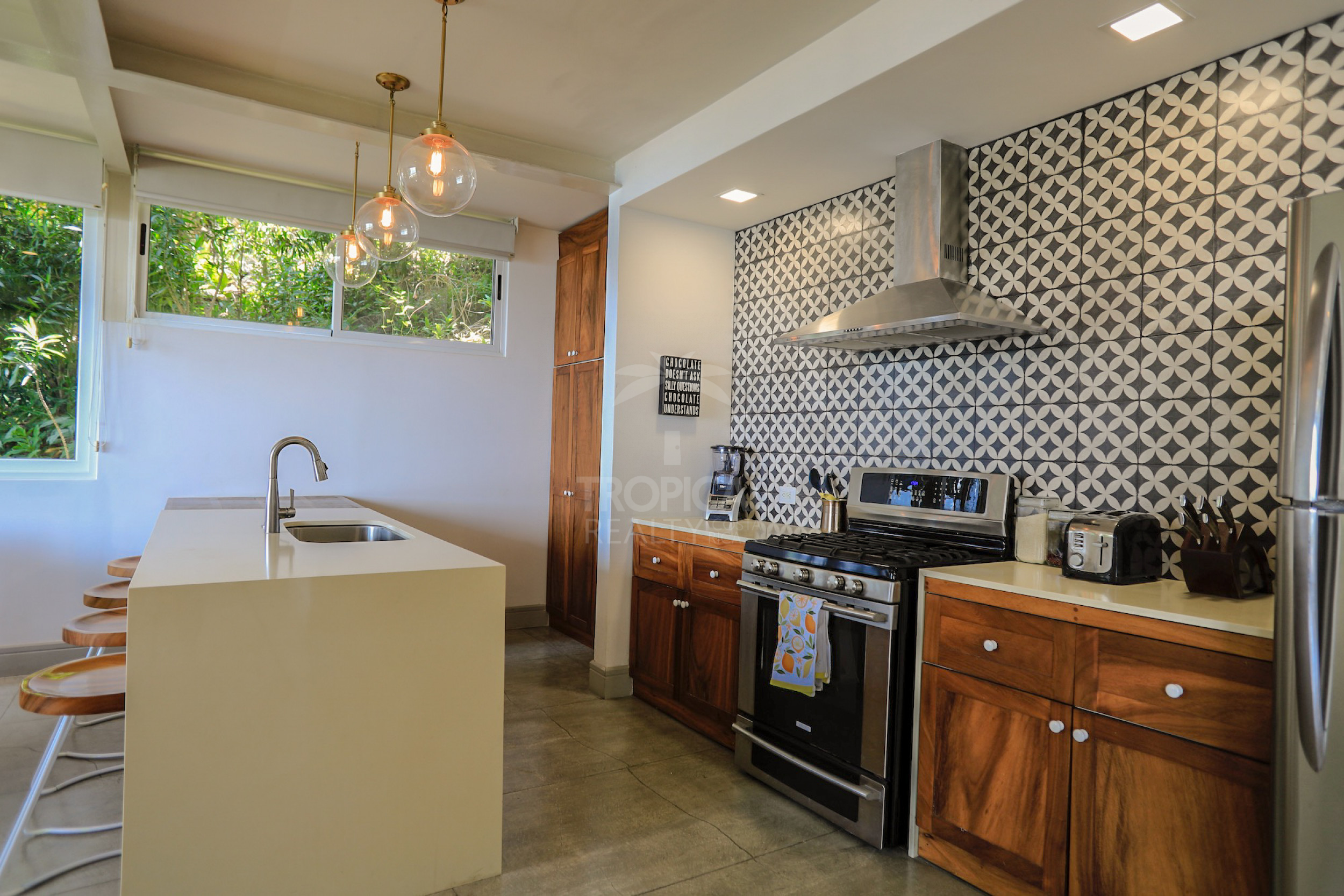 Ocean View Home for Sale in Maramar, Santa Teresa – 3 Bedrooms