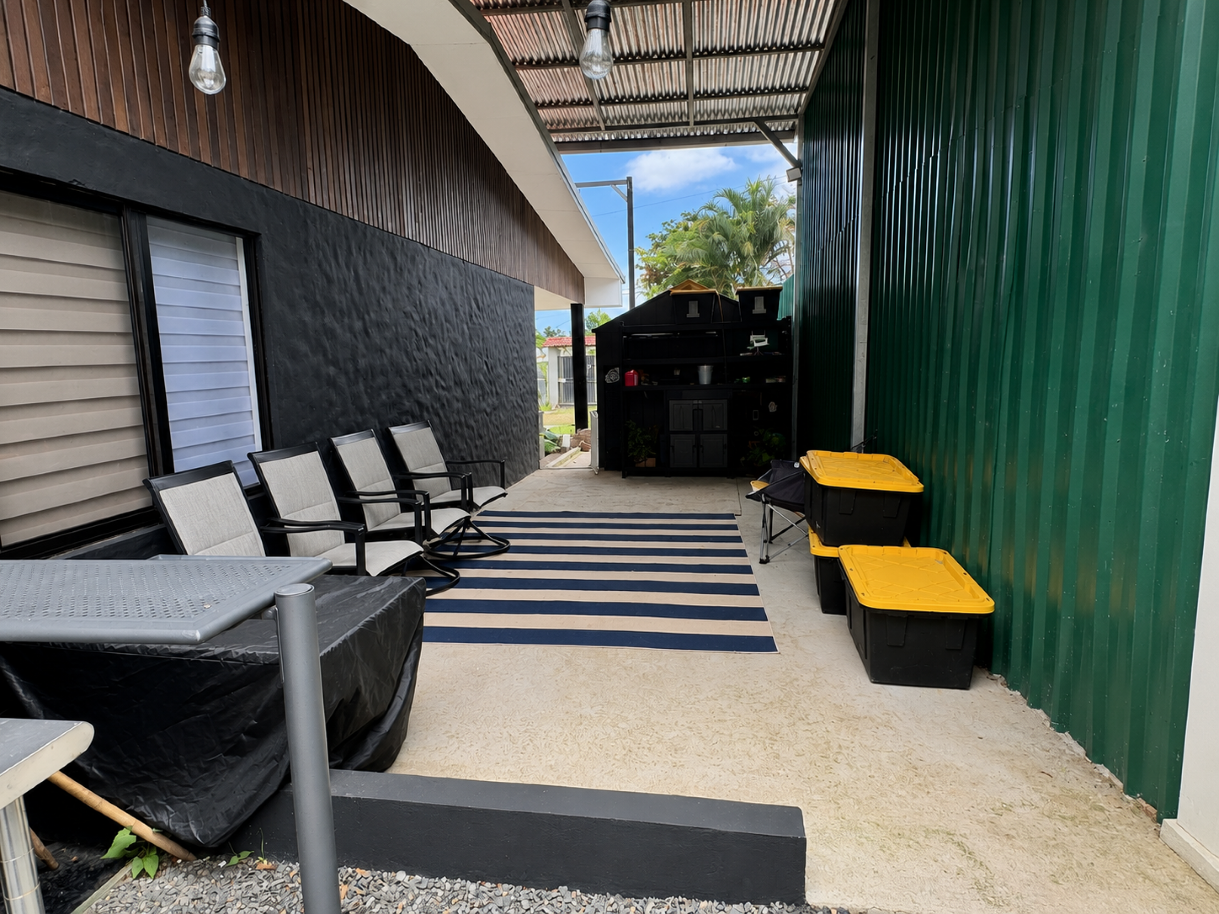 Smart Home for Sale in Ciudad Colón, Mora – Costa Rica | 608 m² Lot with Office & Deck